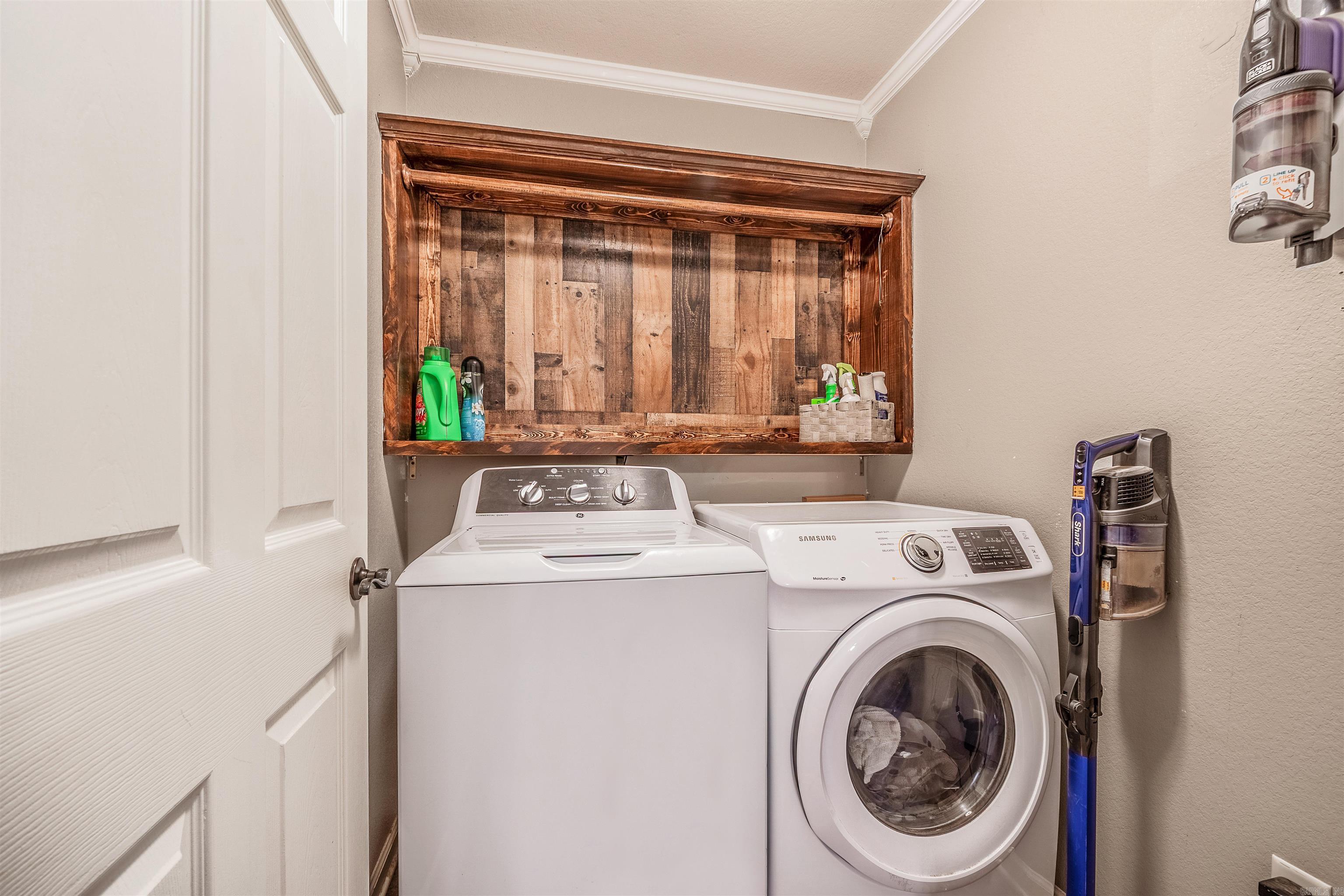 CROSS CREEK - Residential