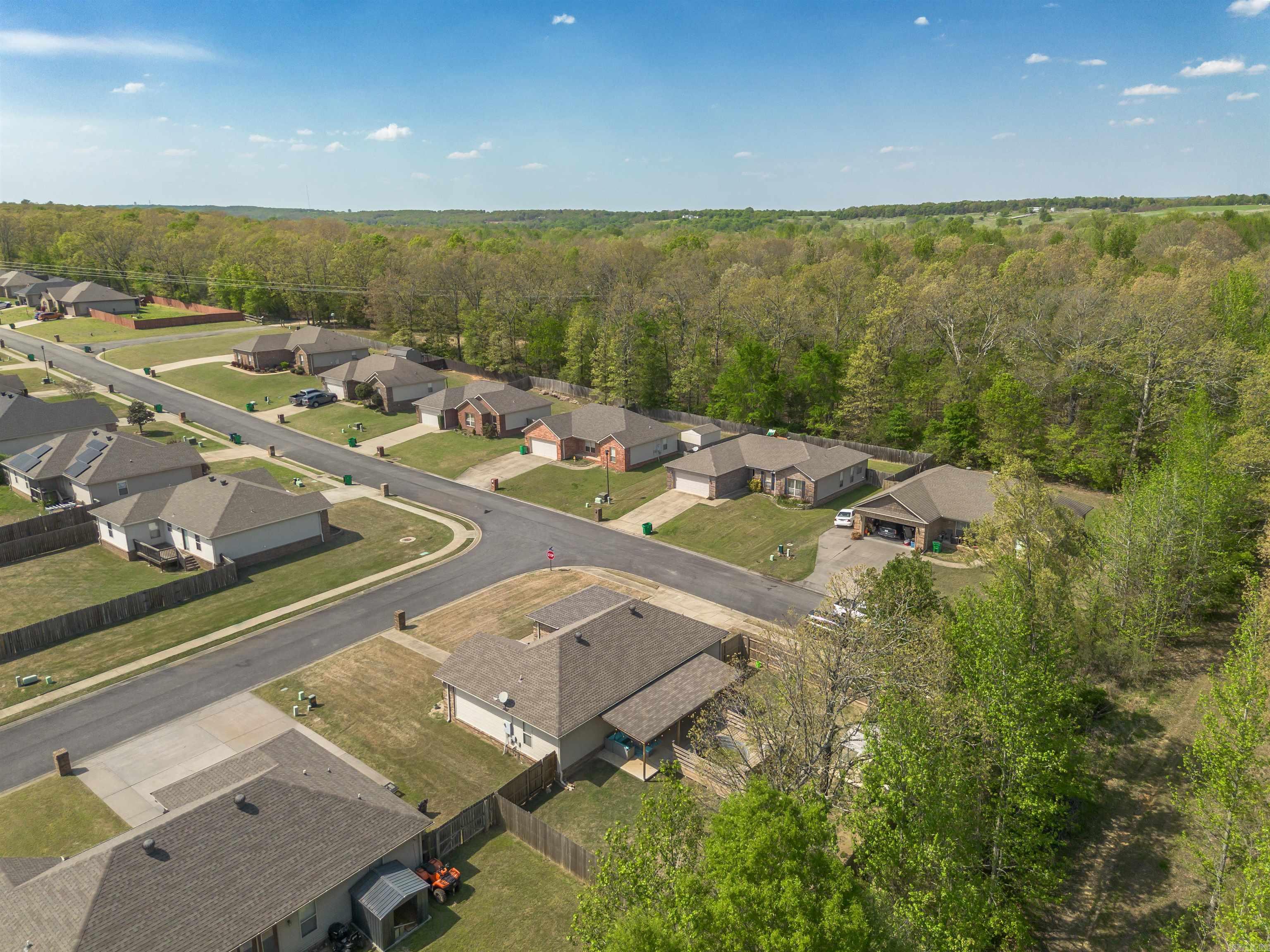 CROSS CREEK - Residential