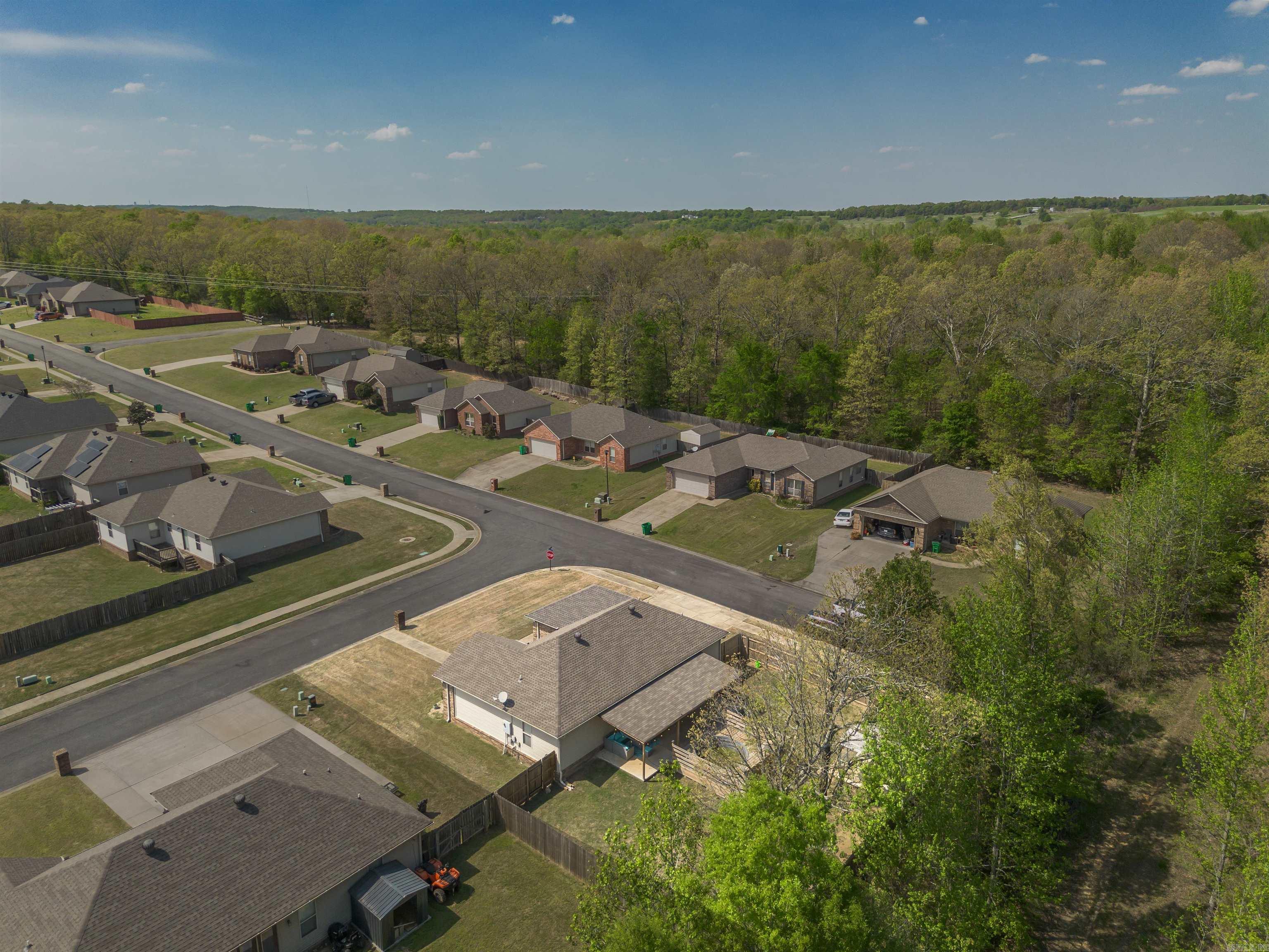 CROSS CREEK - Residential