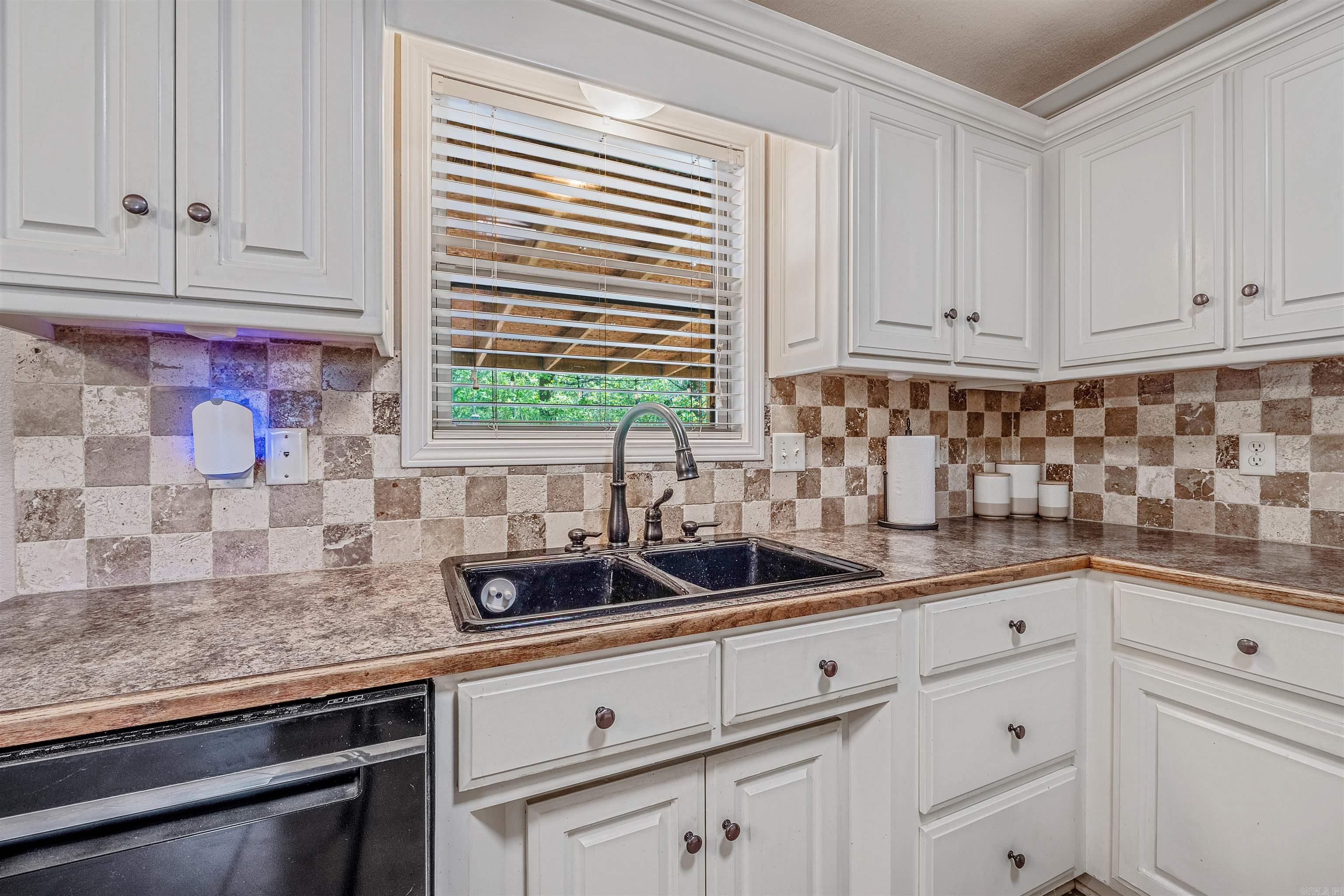 CROSS CREEK - Residential