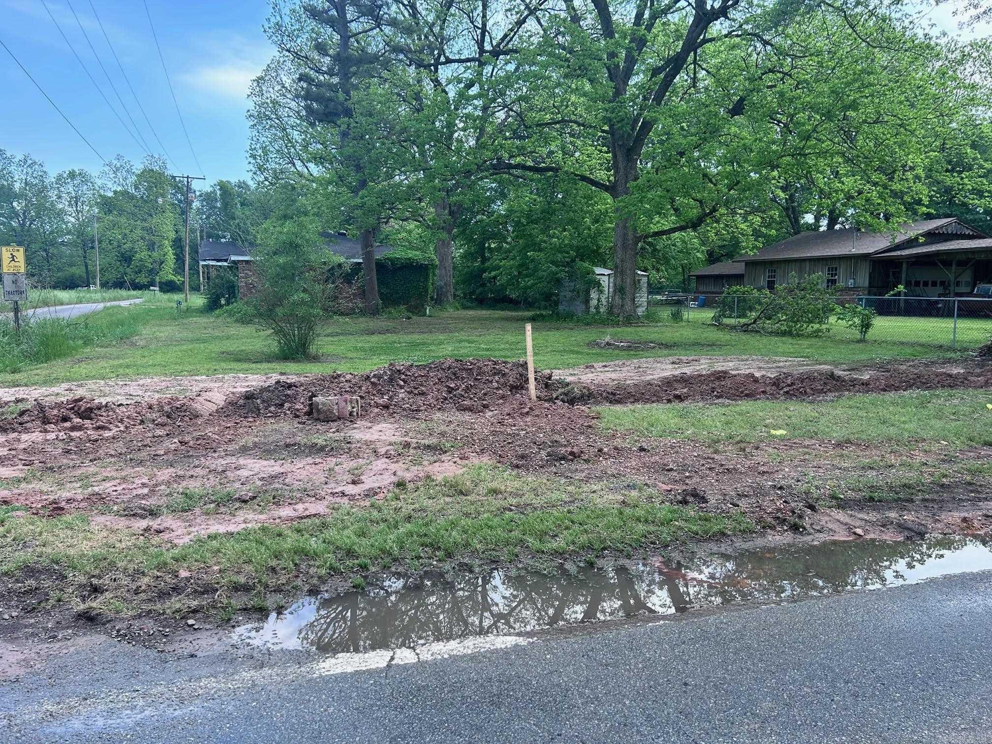 Don't miss this opportunity to own a downtown lot in the heart of Sherrill! This level, vacant lot is ready for you to bring your vision to lifeāwhether itās a new home, rental property, or small business. Conveniently located in town, youāll be close to everything Sherrill has to offer. Itās a great chance to invest in a growing area with endless potential!