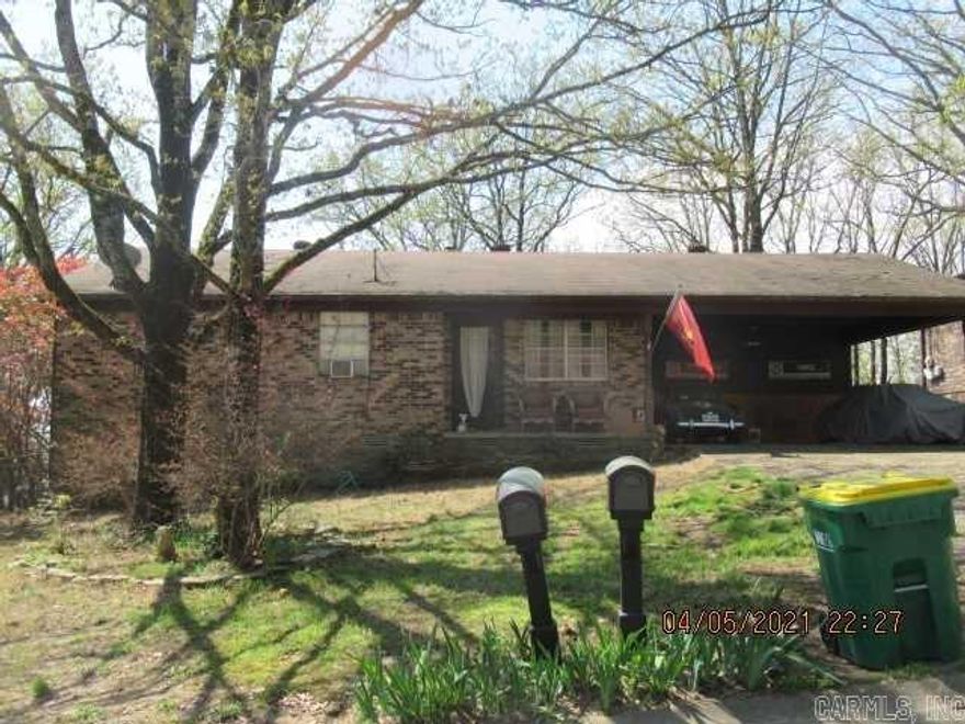 Great home, great neighborhood. 3BR/2BA well maintained home in need of minor cosmetic updates.