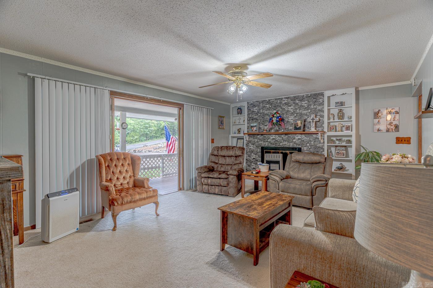 VEGAS SECOND - Residential
