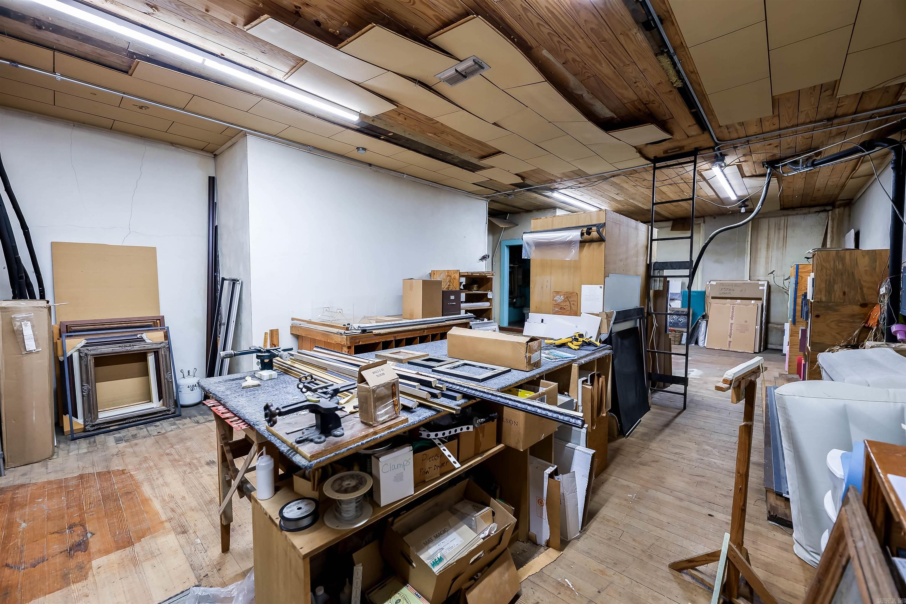 W L BRADLEY ADDN - Residential