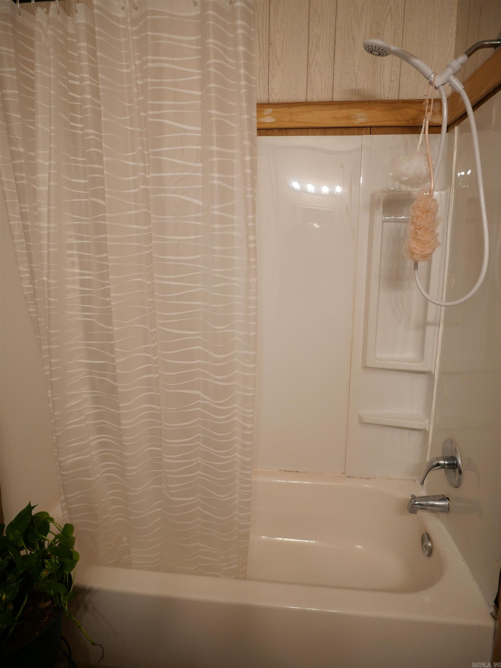 MOORE & MARTIN ADDN. - Residential