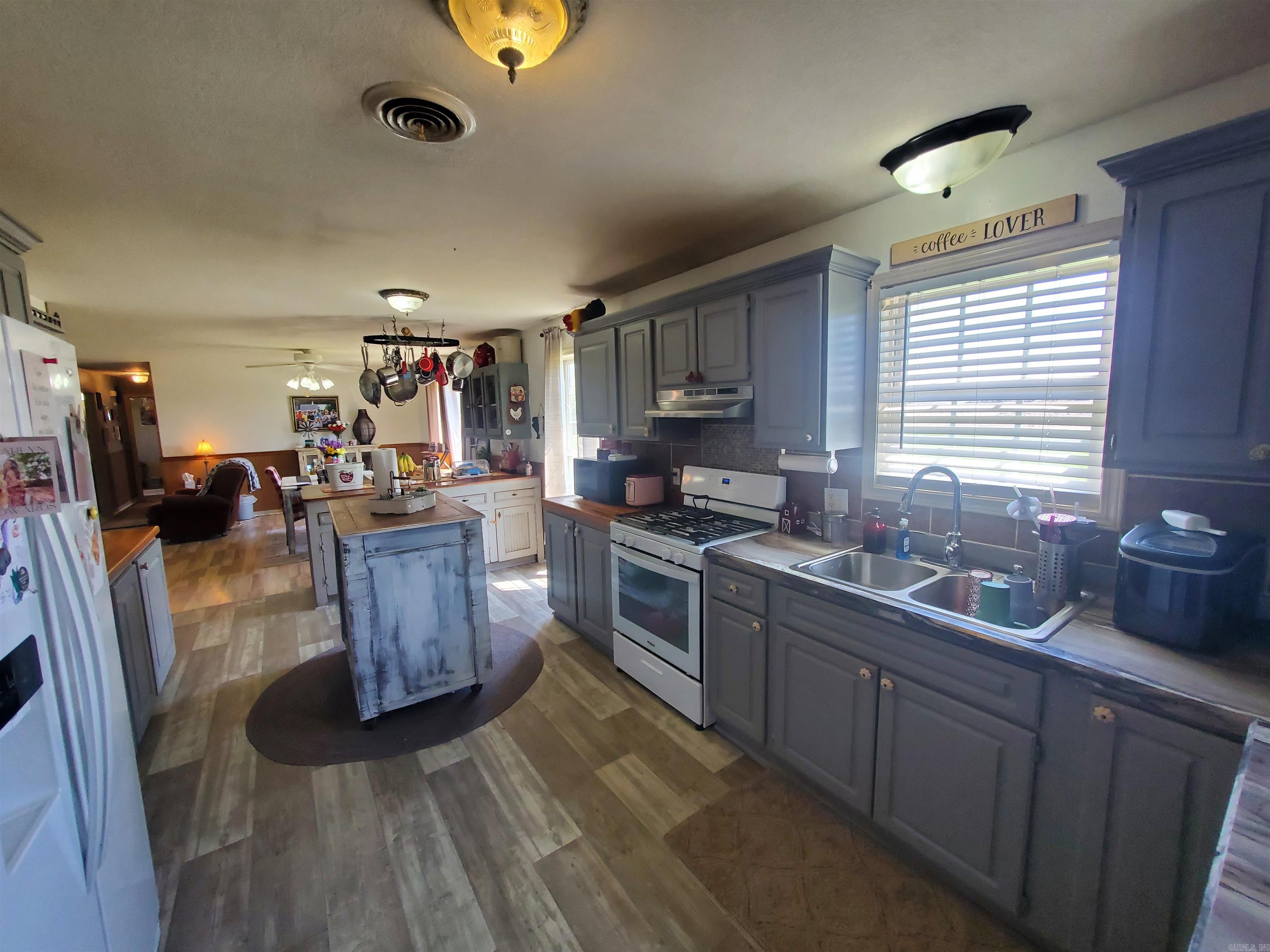 COUNTY - Residential