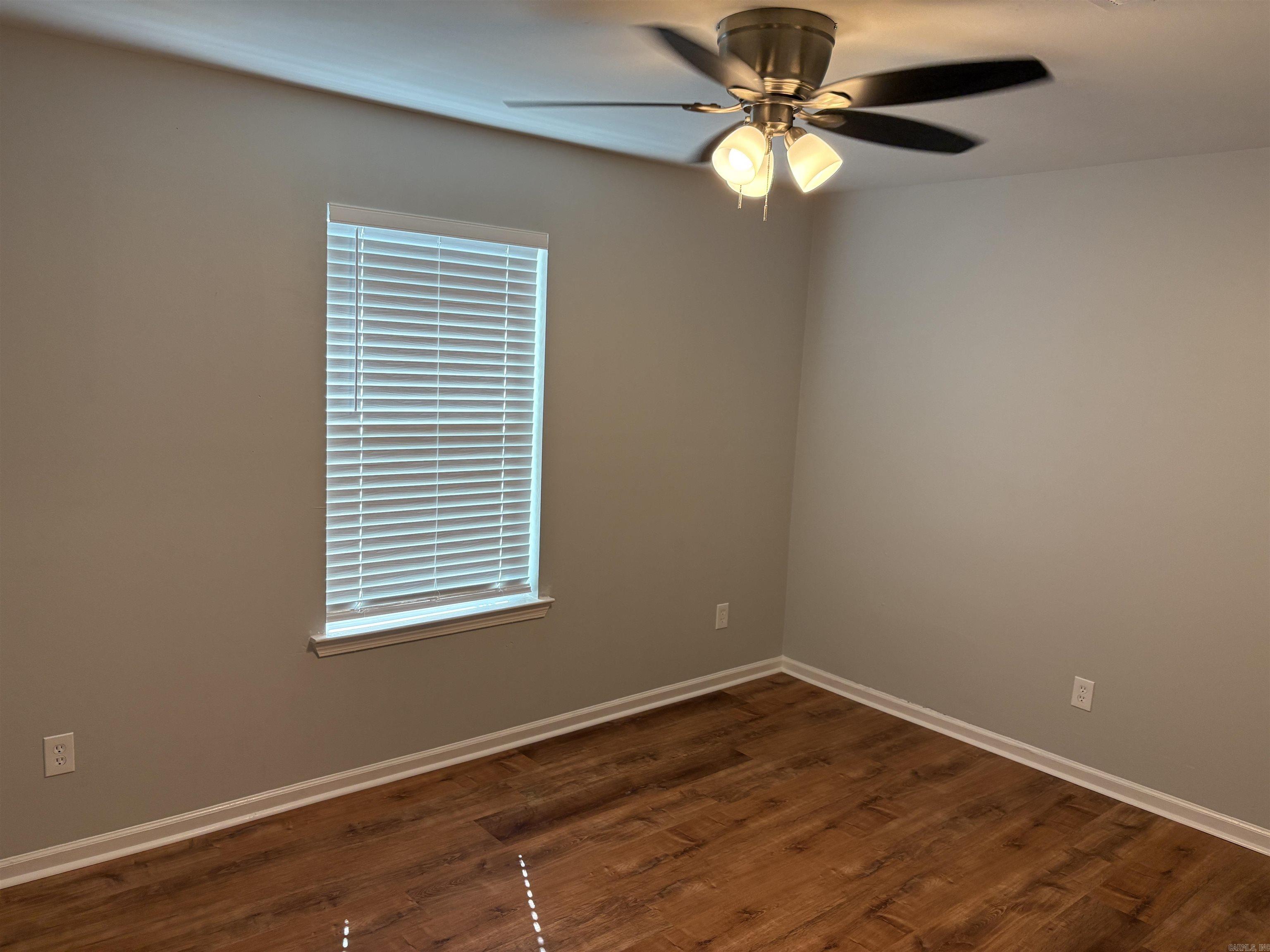 DOVE CREEK - Residential