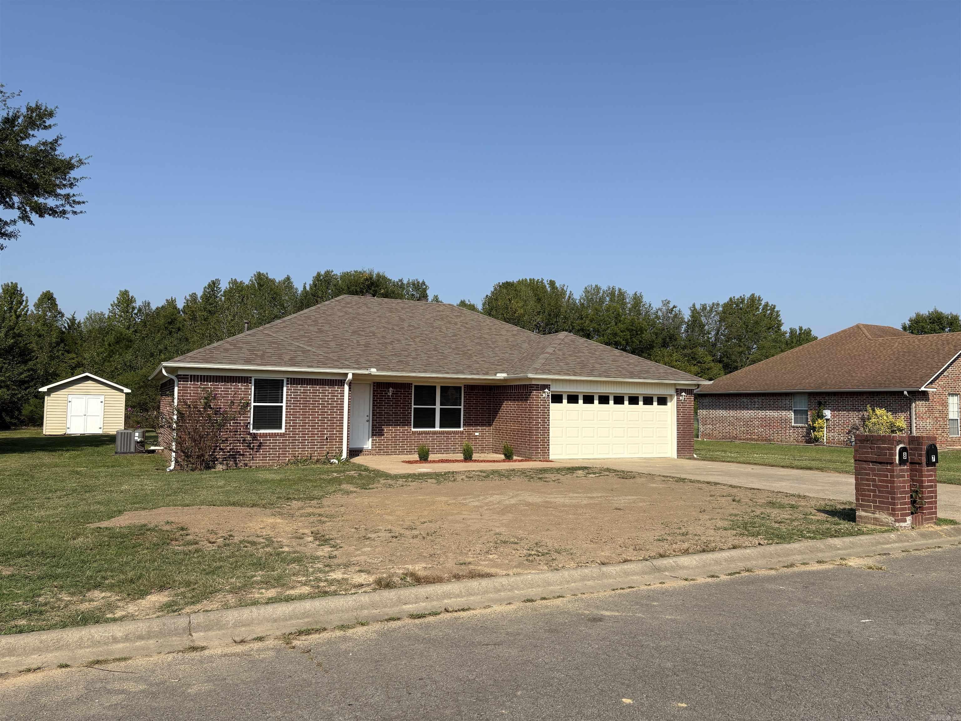 DOVE CREEK - Residential