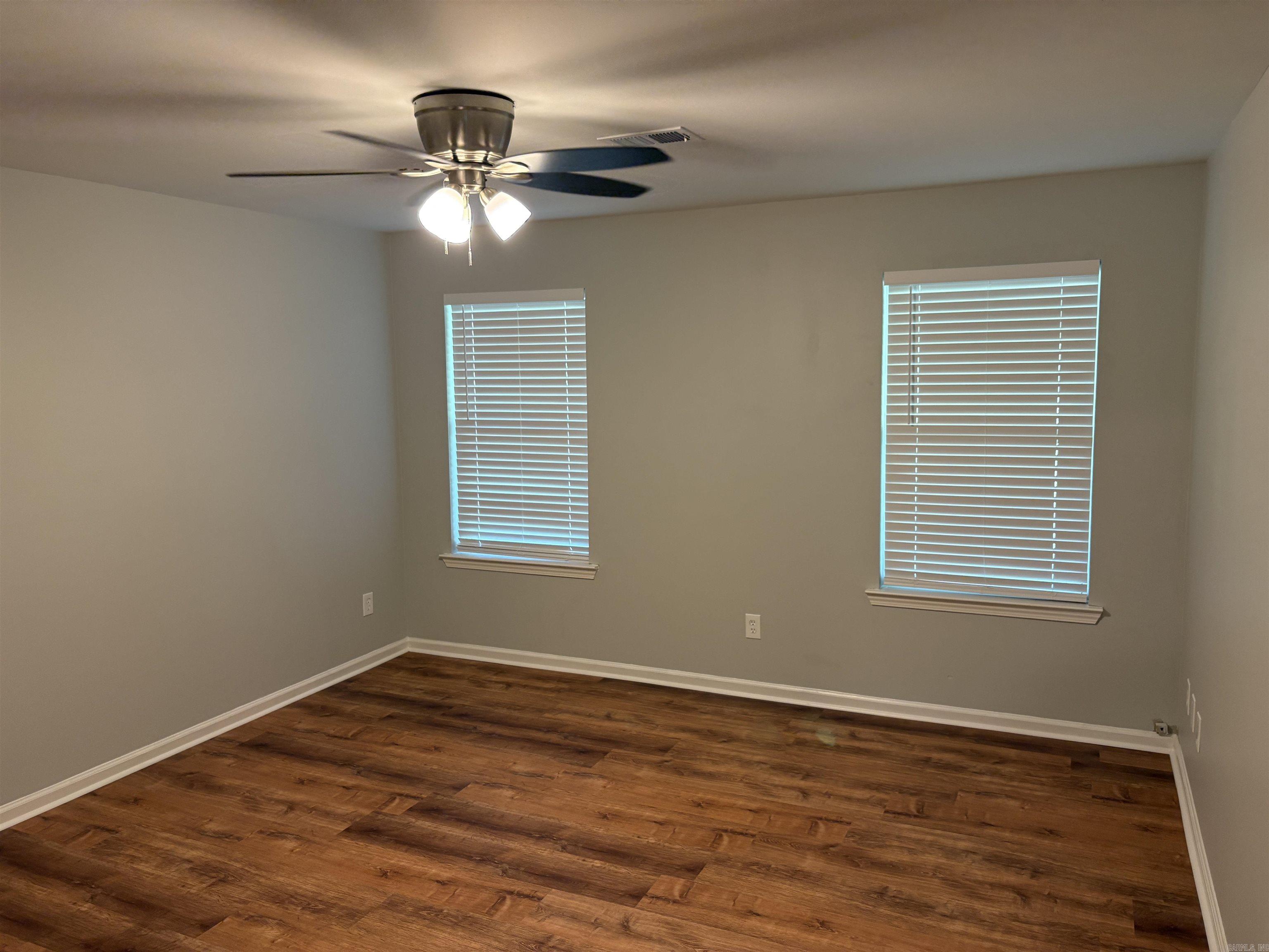 DOVE CREEK - Residential