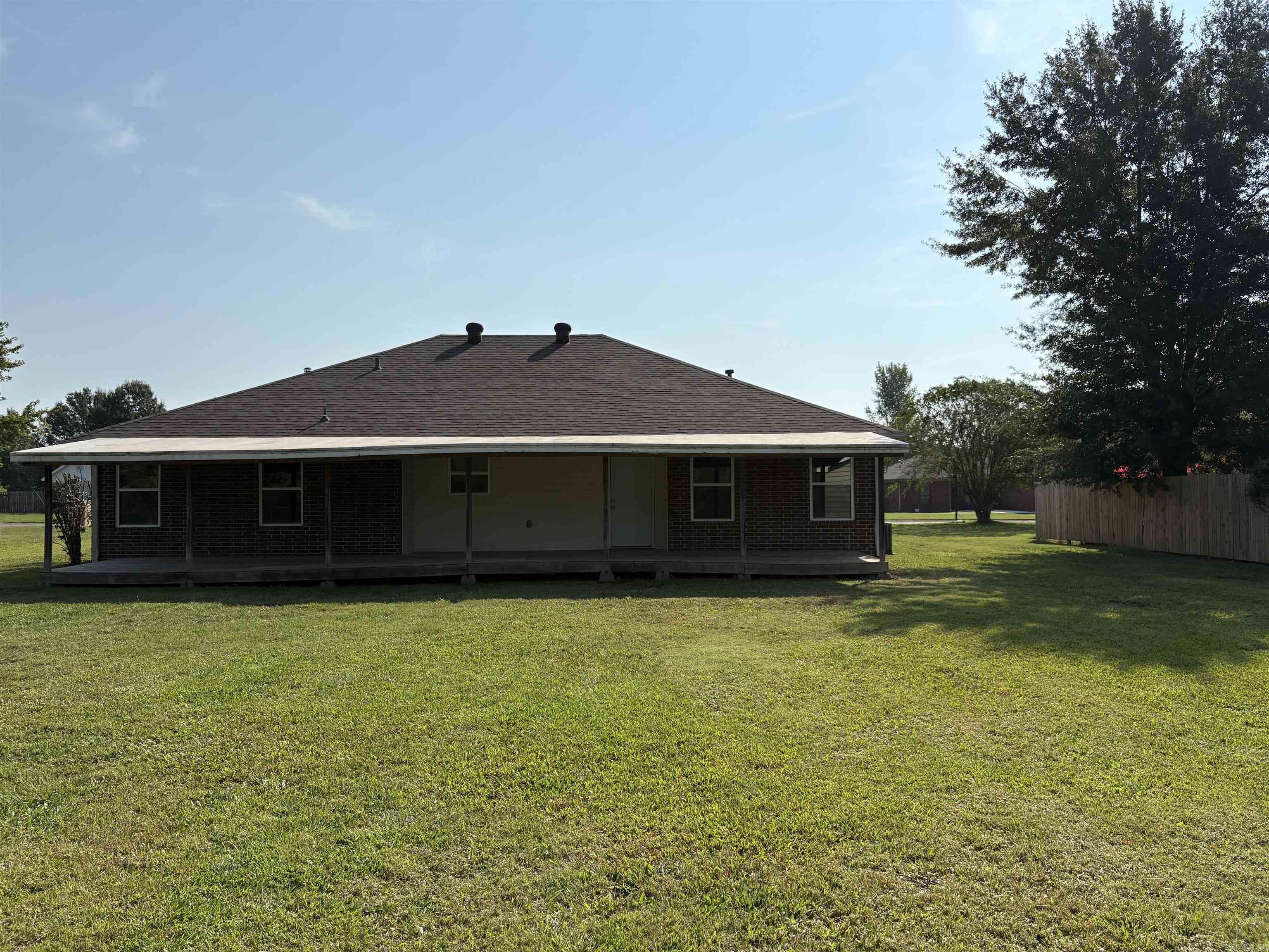 DOVE CREEK - Residential