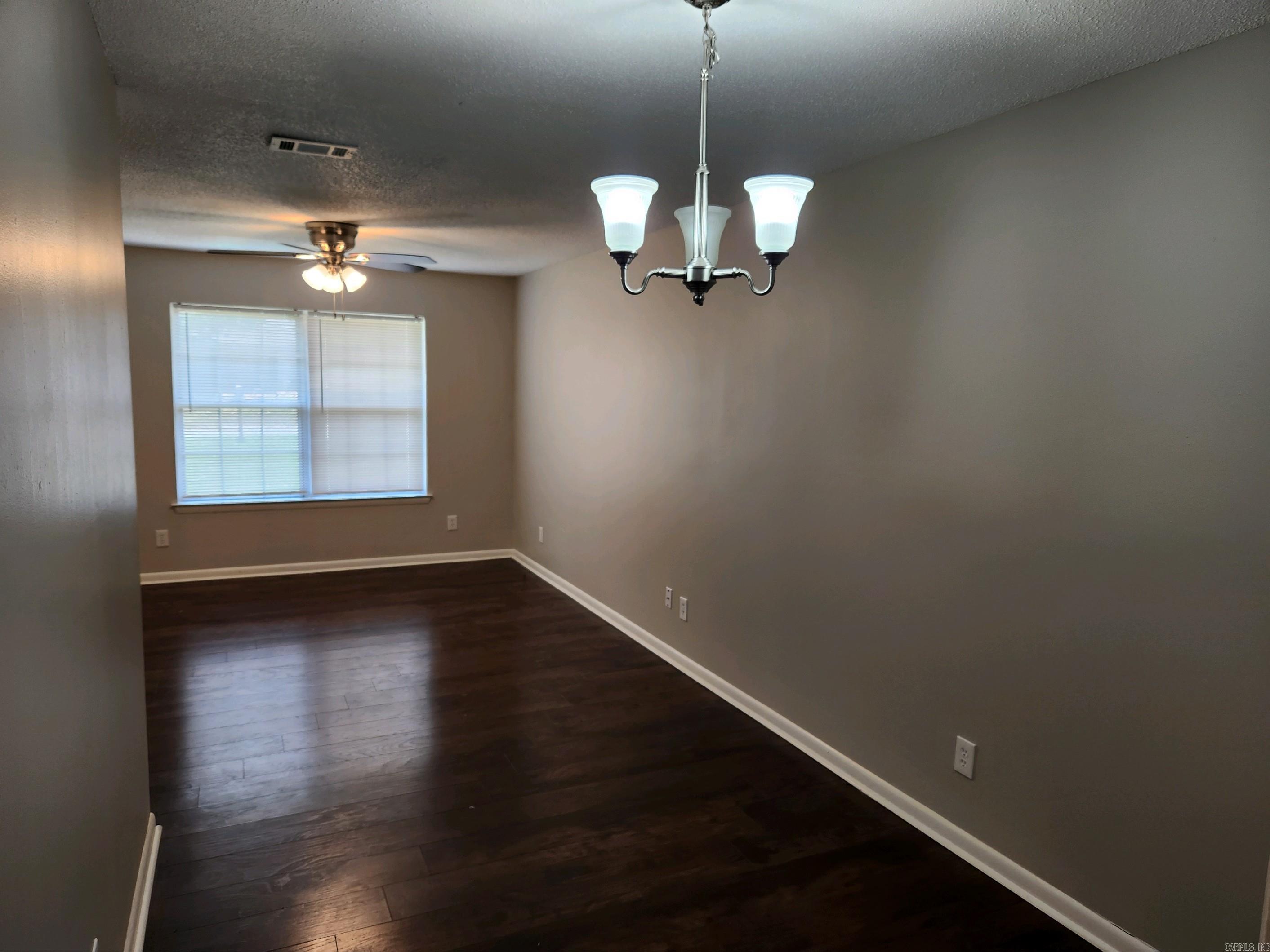 STONEWALL - Residential