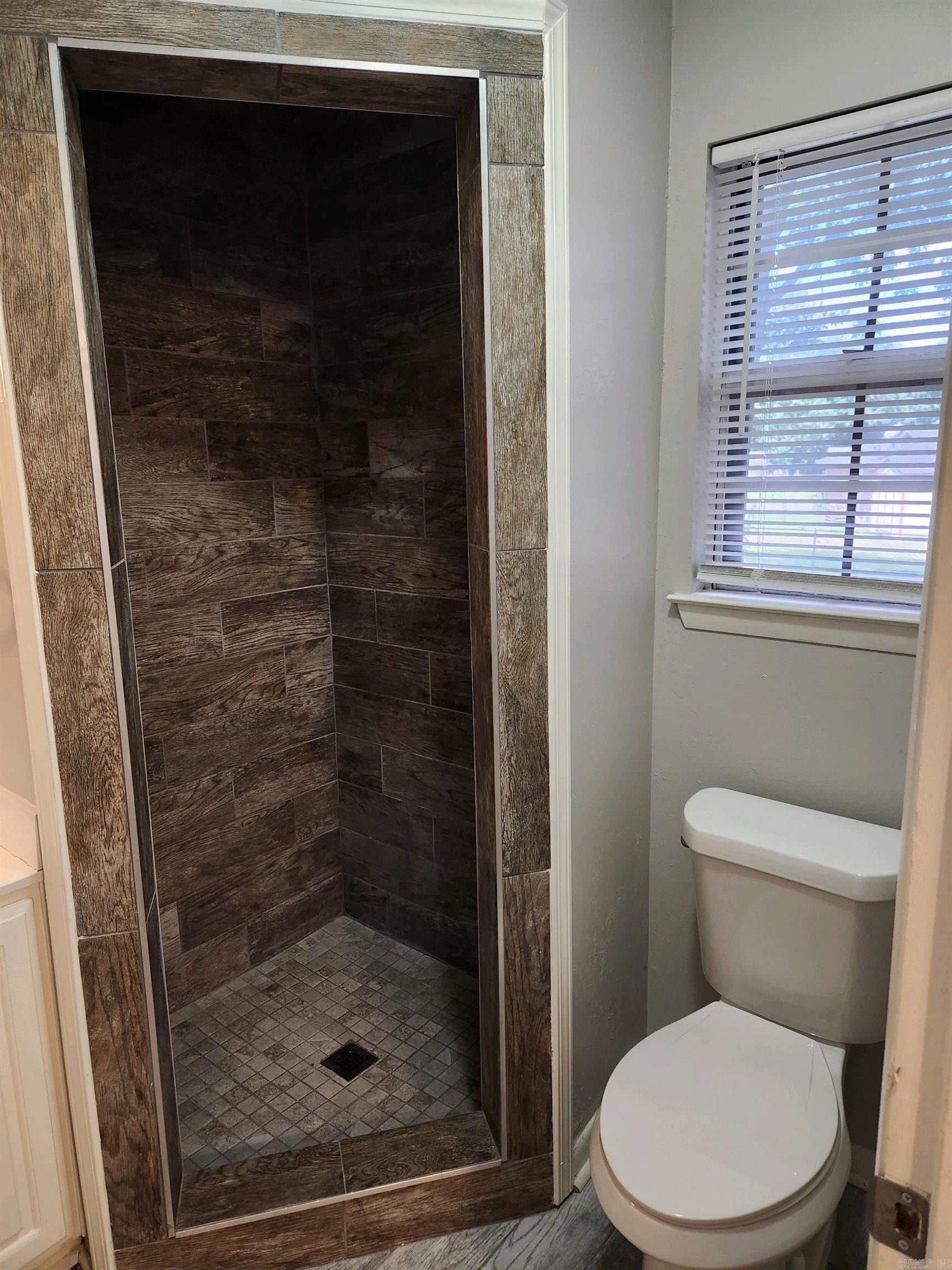 STONEWALL - Residential