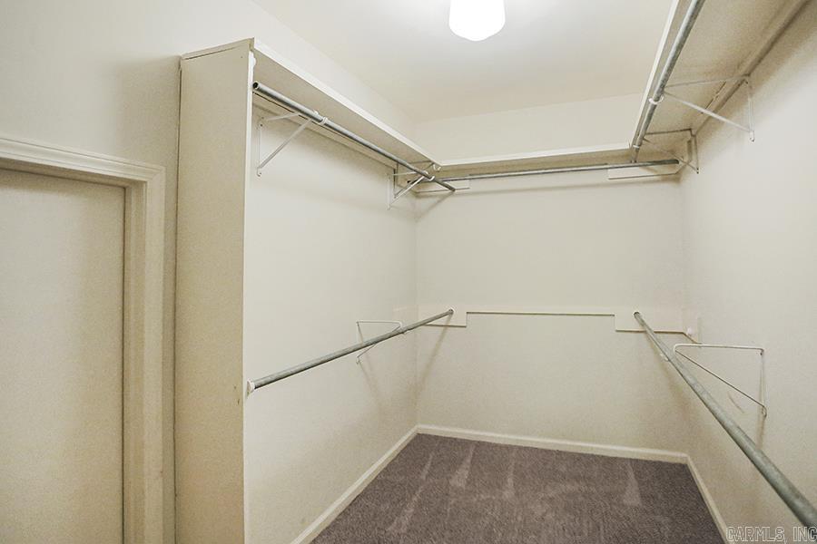 LEAWOOD COVE ADDN - Residential