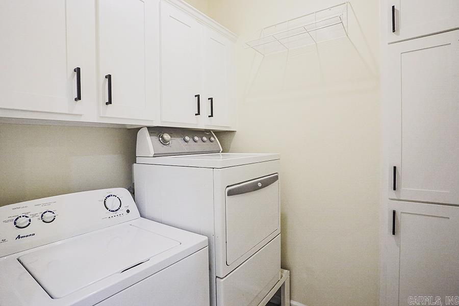 LEAWOOD COVE ADDN - Residential