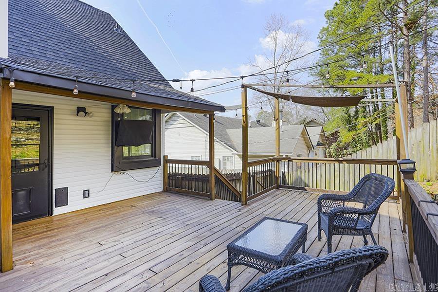 LEAWOOD COVE ADDN - Residential