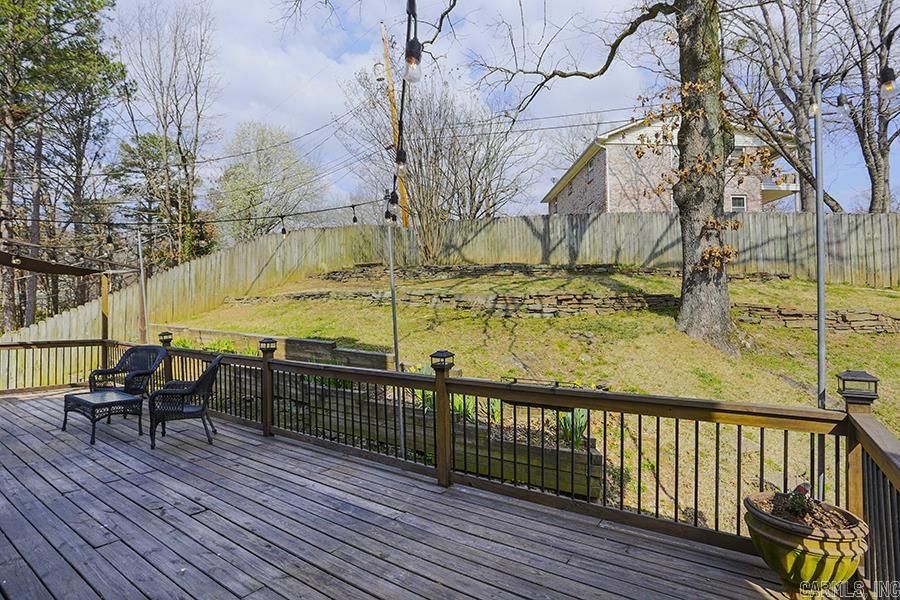 LEAWOOD COVE ADDN - Residential