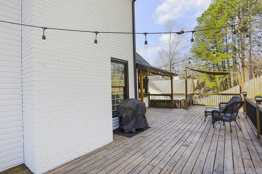 LEAWOOD COVE ADDN - Residential