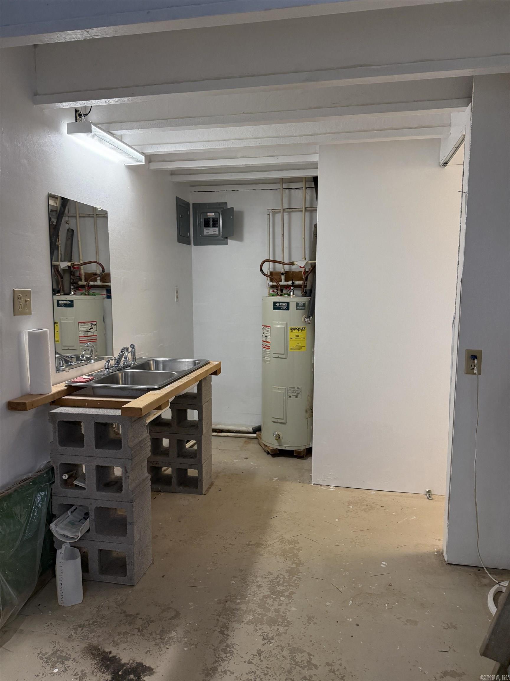 Metes & Bounds - Land