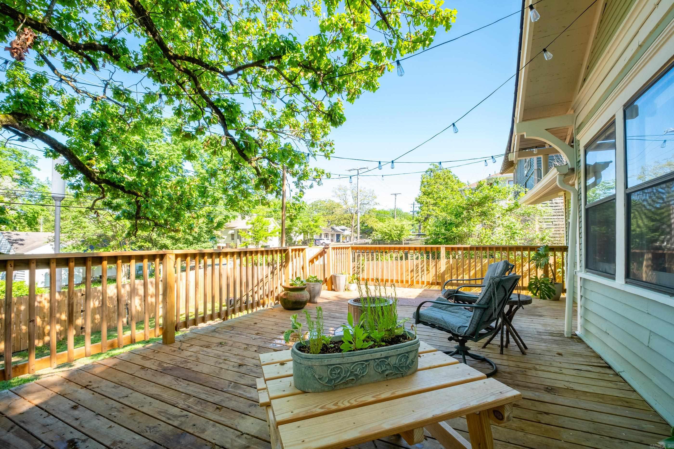 YOUNGS PARK - Residential