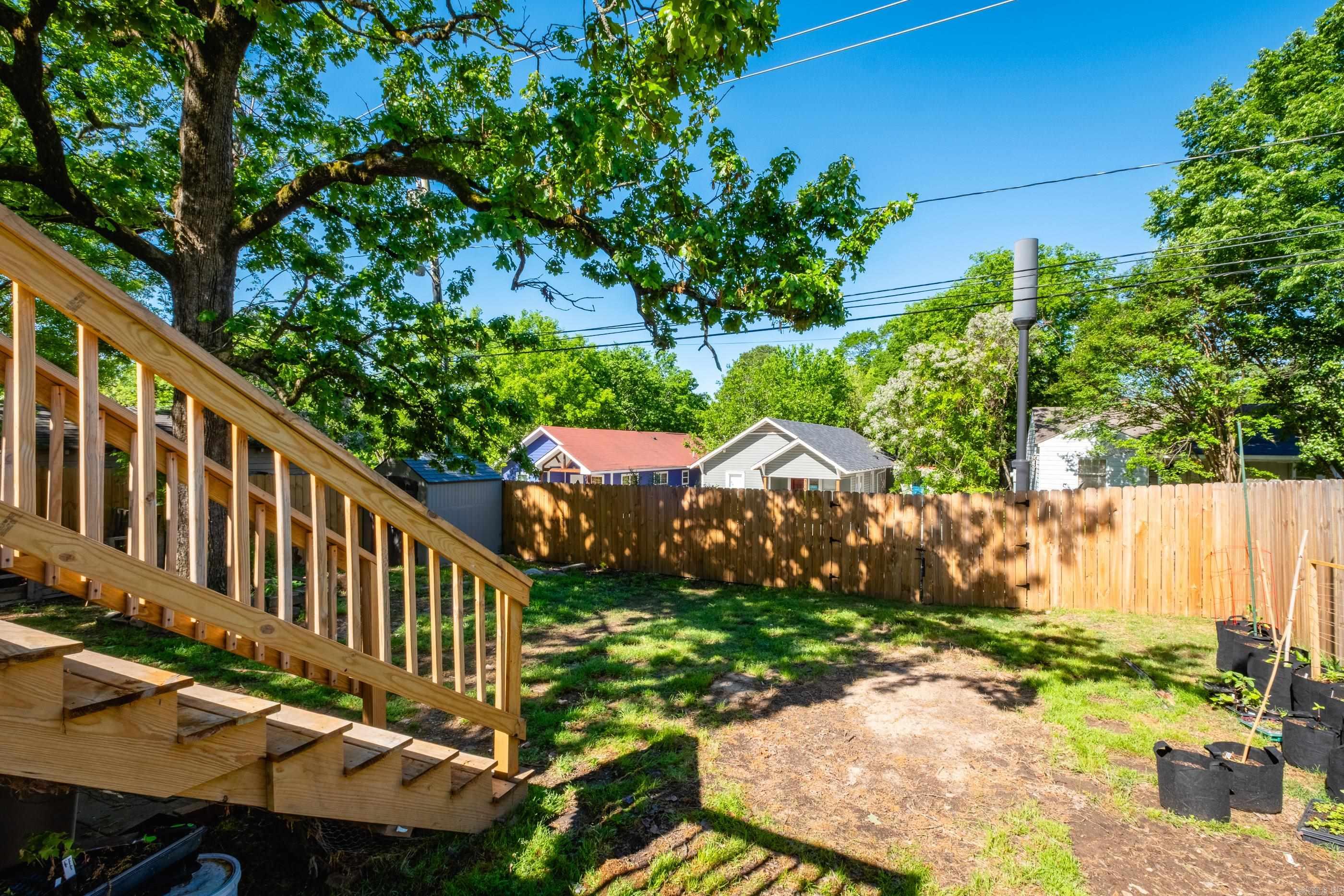 YOUNGS PARK - Residential