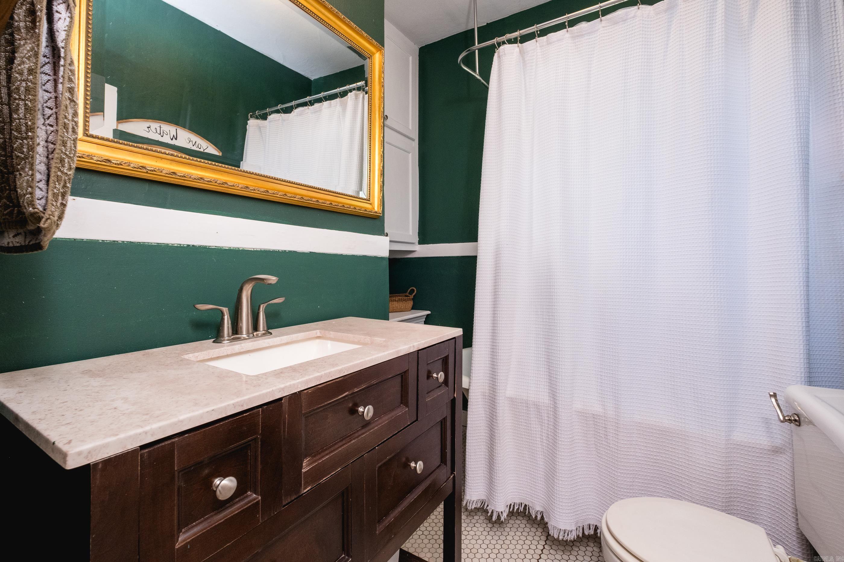 YOUNGS PARK - Residential