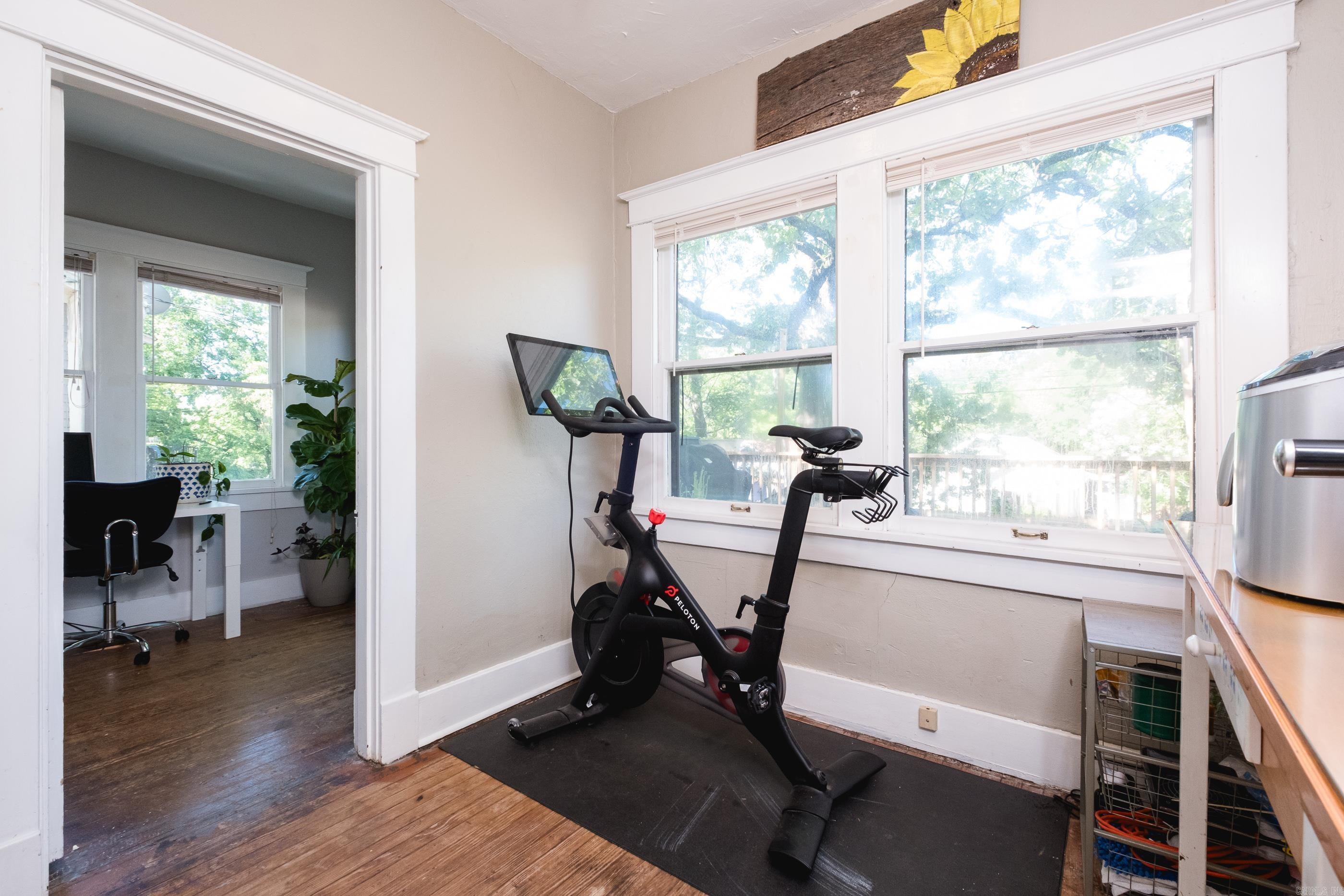 YOUNGS PARK - Residential