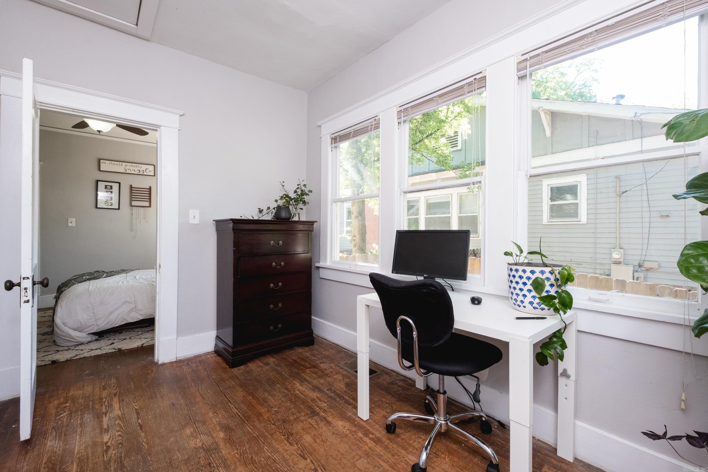 YOUNGS PARK - Residential