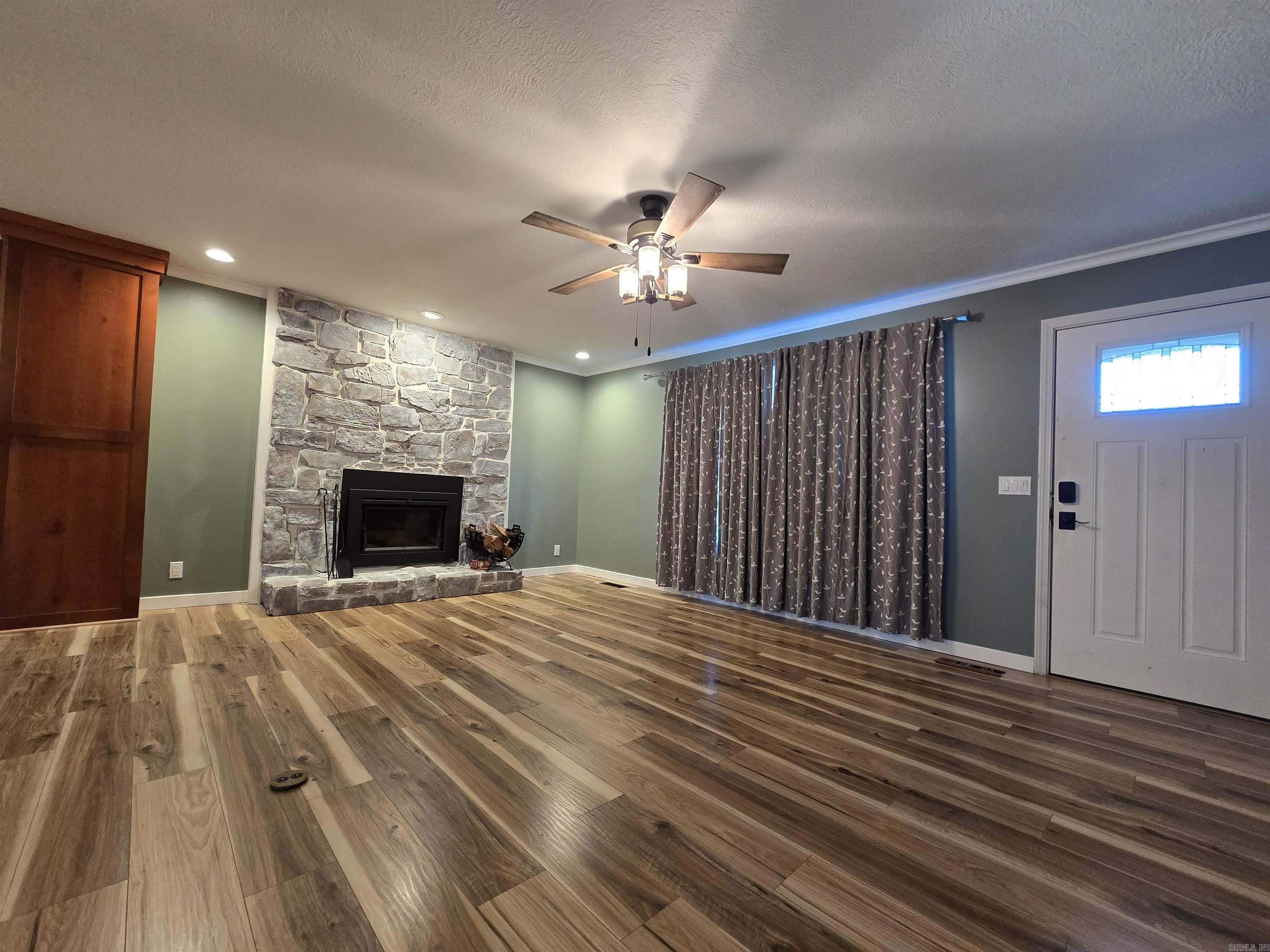 FOX HUNT RIDGE - Residential