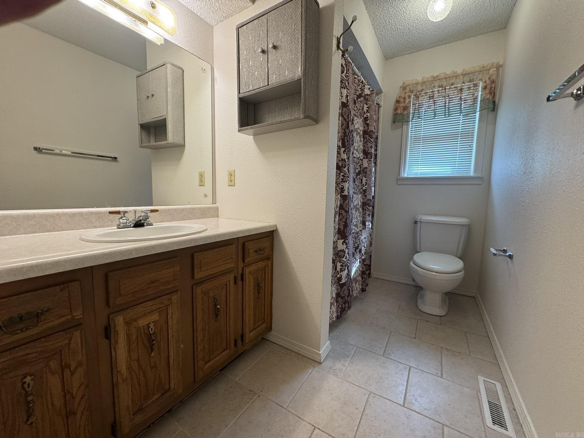 SOUTHERN MEADOWS ESTATE - Residential