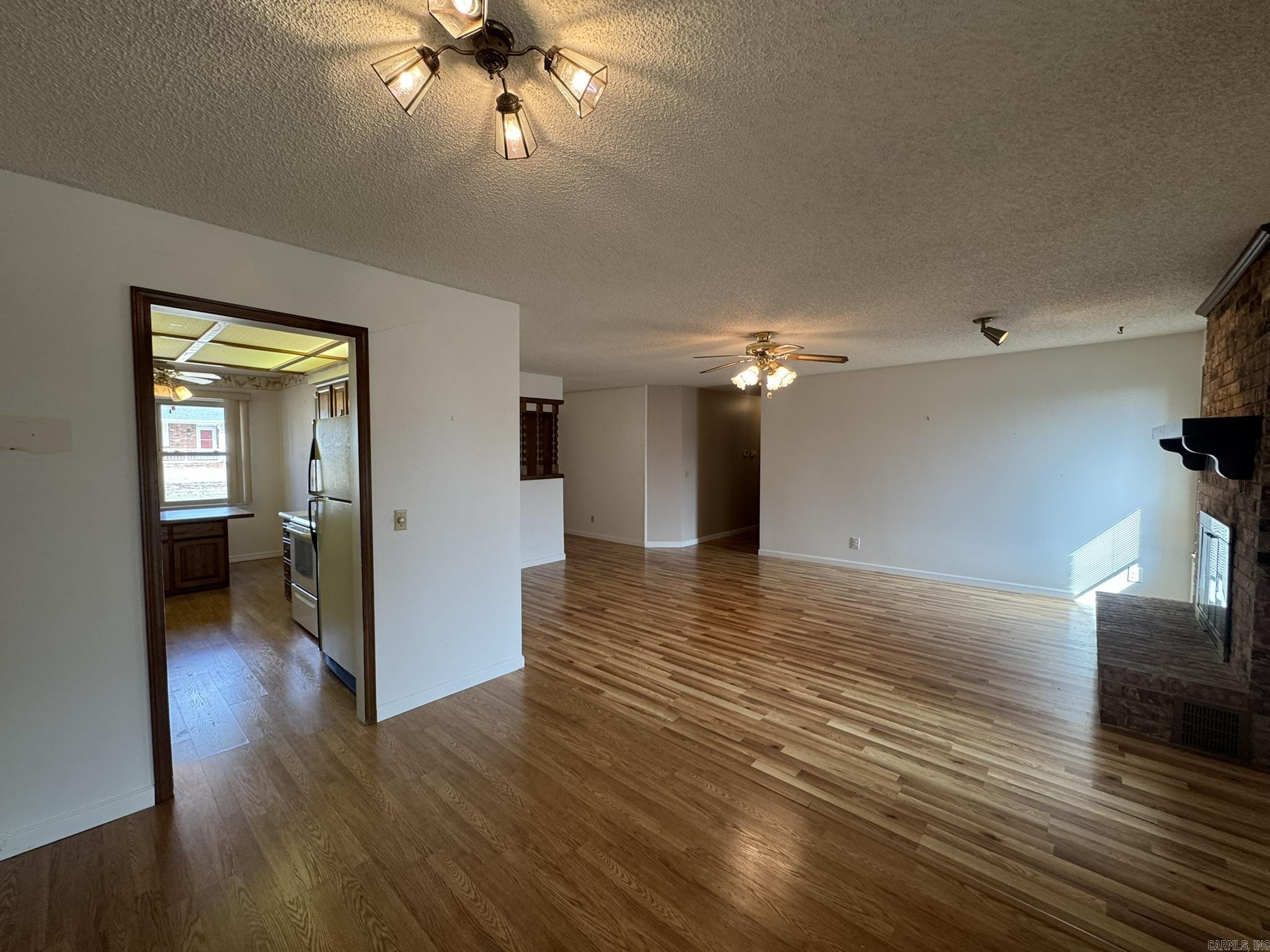 SOUTHERN MEADOWS ESTATE - Residential