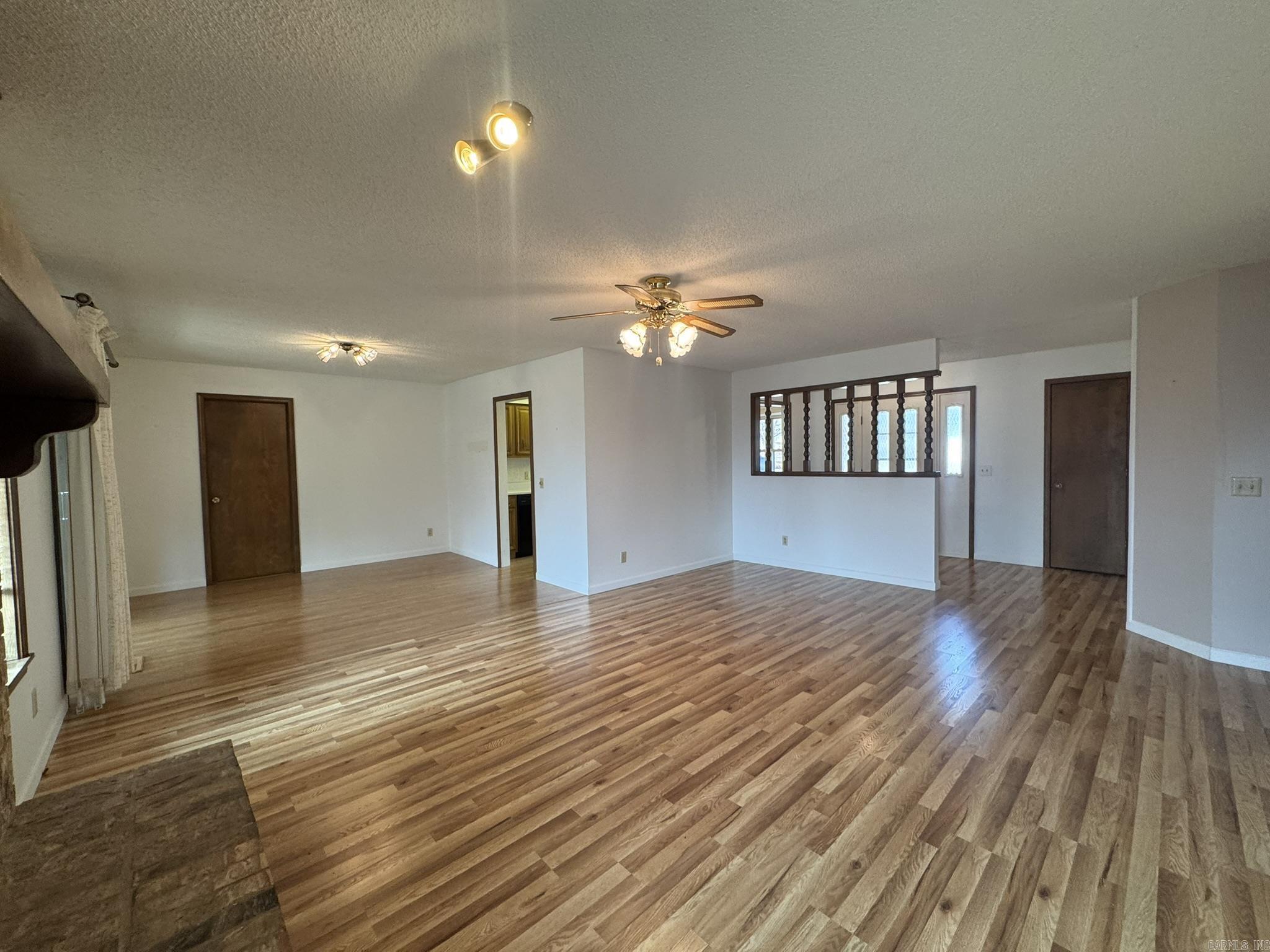 SOUTHERN MEADOWS ESTATE - Residential