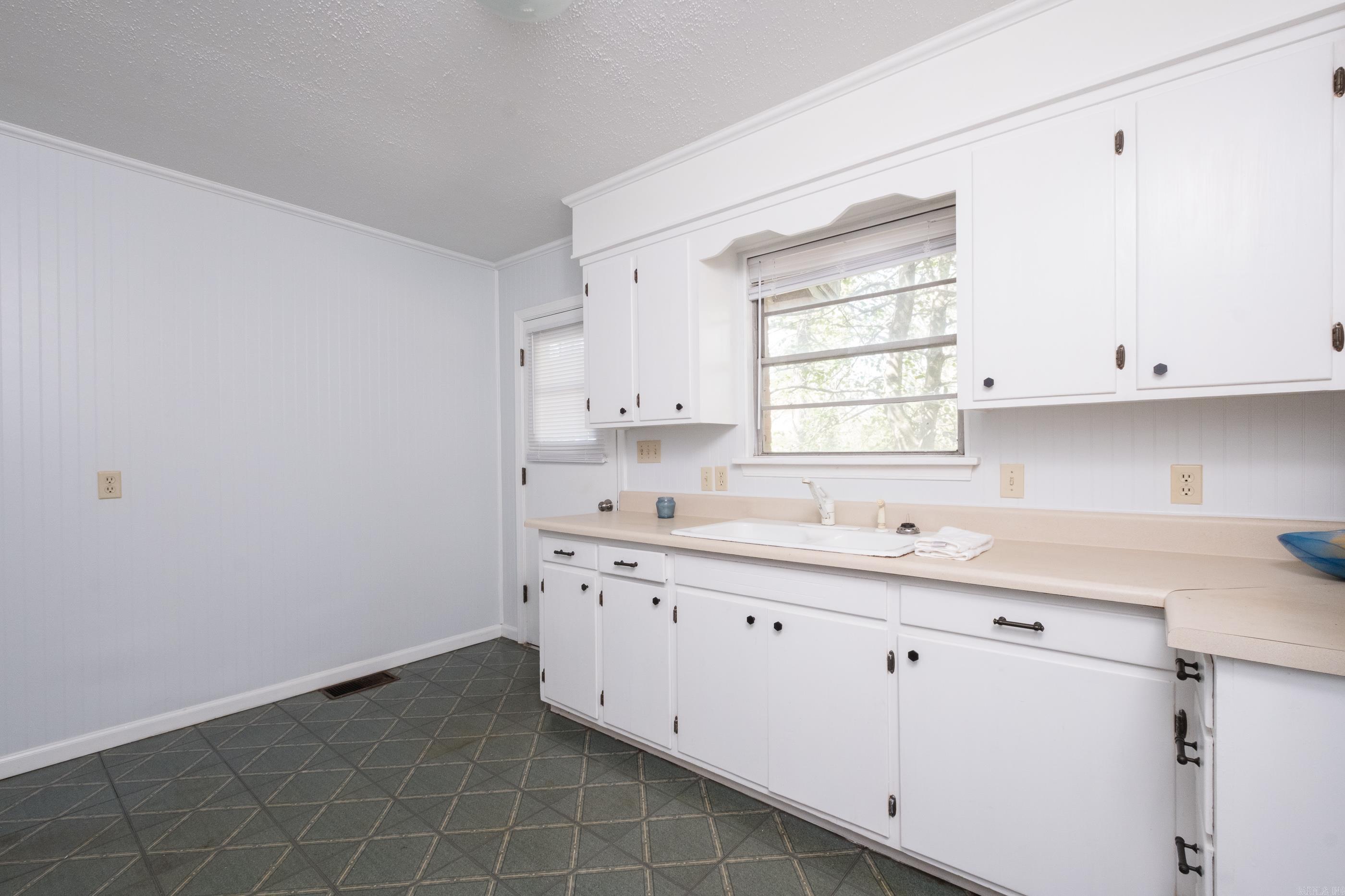 Bellevue L1 - Residential Income