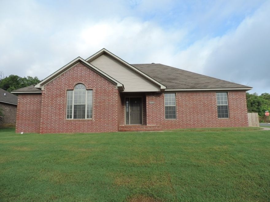 Well maintained, carpets just cleaned, fully fenced yard, oversized covered patio with fan, box cielings, 2: blinds, french doors leading out to back patio, vaulted ceilings in front bedroom, HVAC serviced two times per year, move in ready, spacious closets and large laundry room. (See agent remarks.)