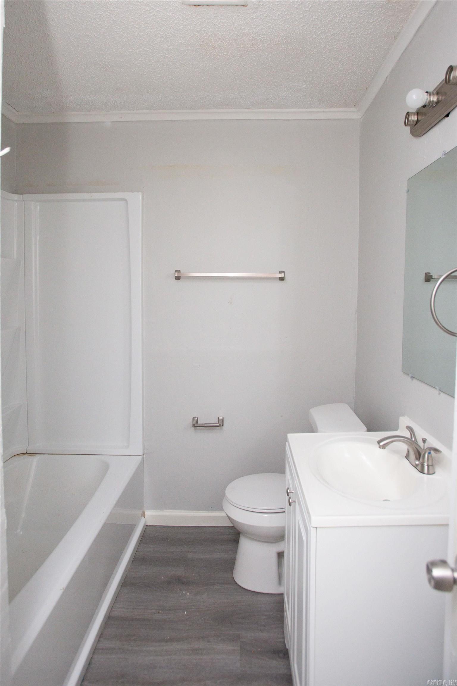 Buhlers 9th - Residential Lease