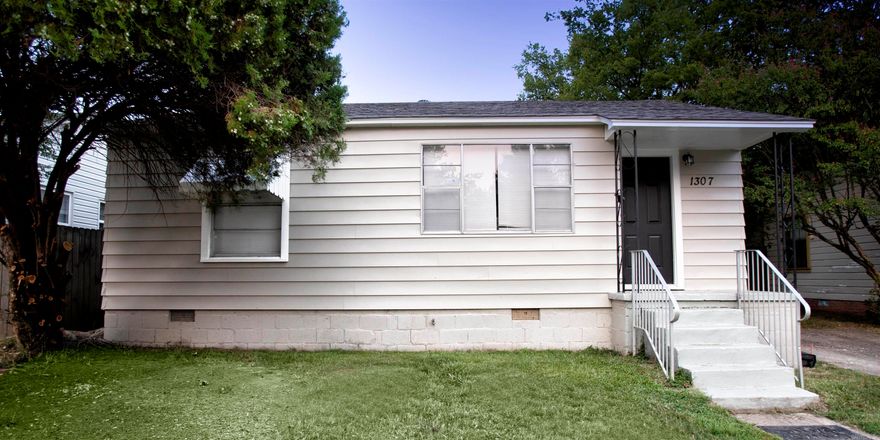 Super cute 2BD in Little Rock! Close to shopping, dining, and more! Easy interstate access and located near UALR. The lease for this property is for two years with a 3% increase each year. Income has to be three times the amount of rent unless you have a housing voucher.