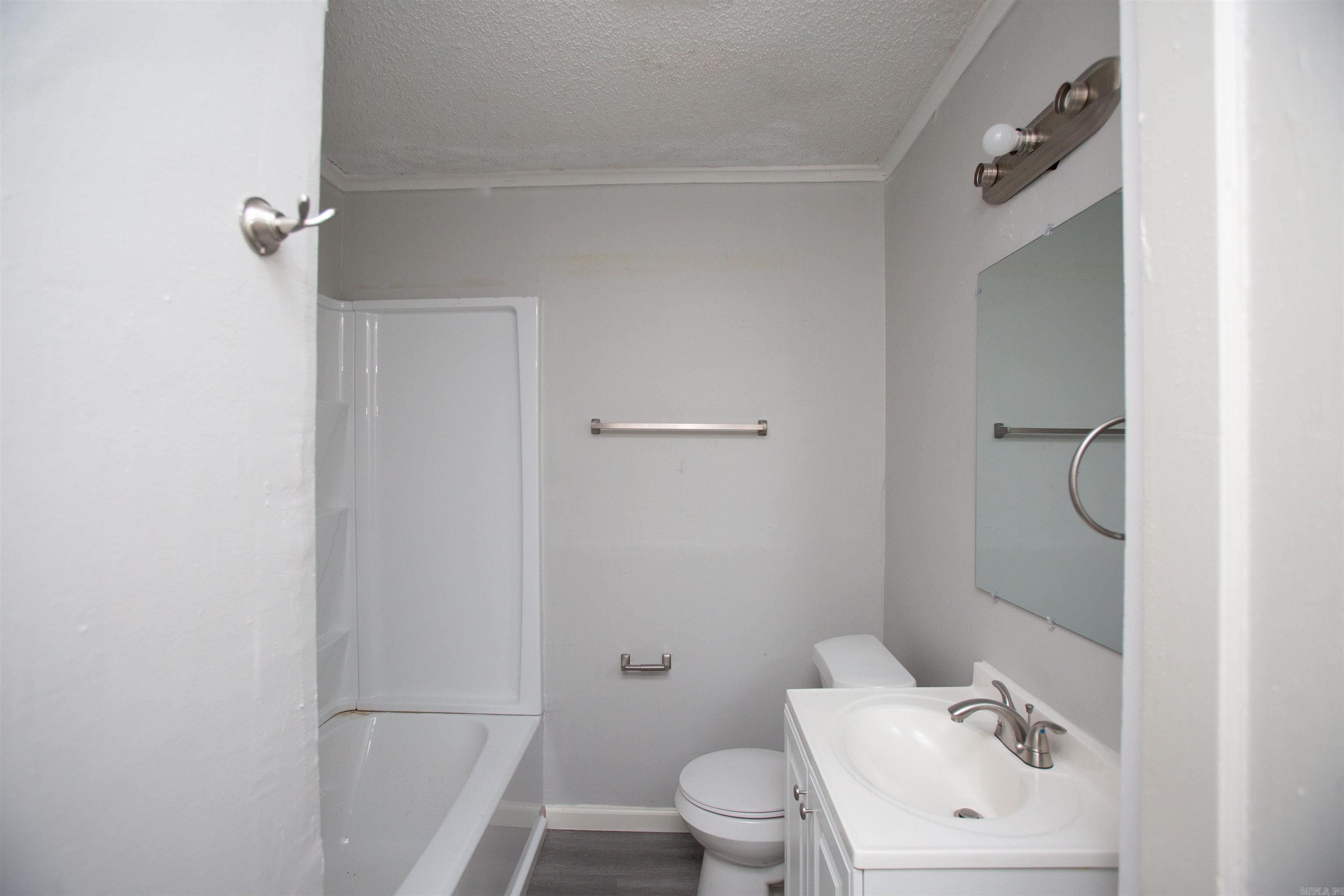 Buhlers 9th - Residential Lease