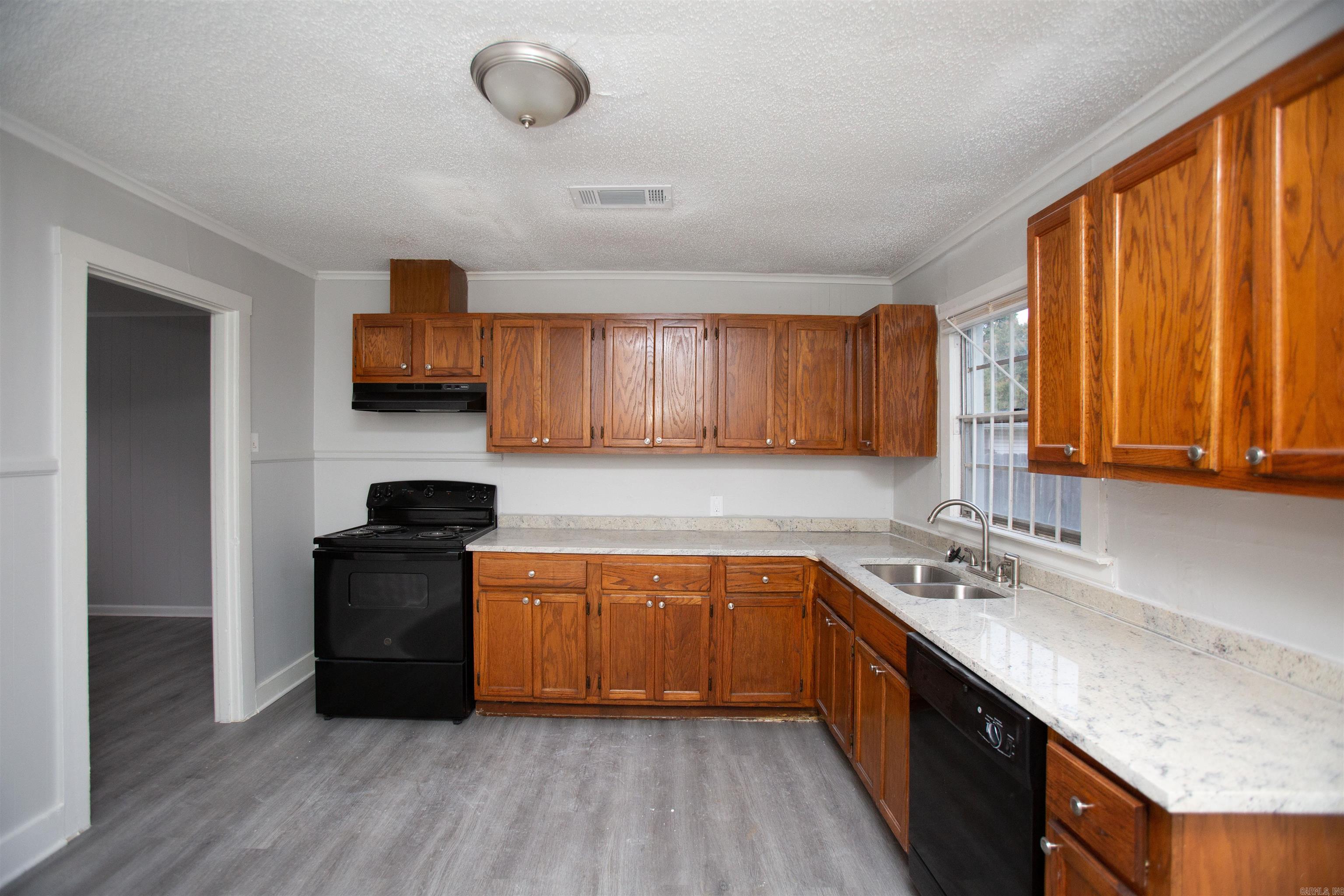 Buhlers 9th - Residential Lease