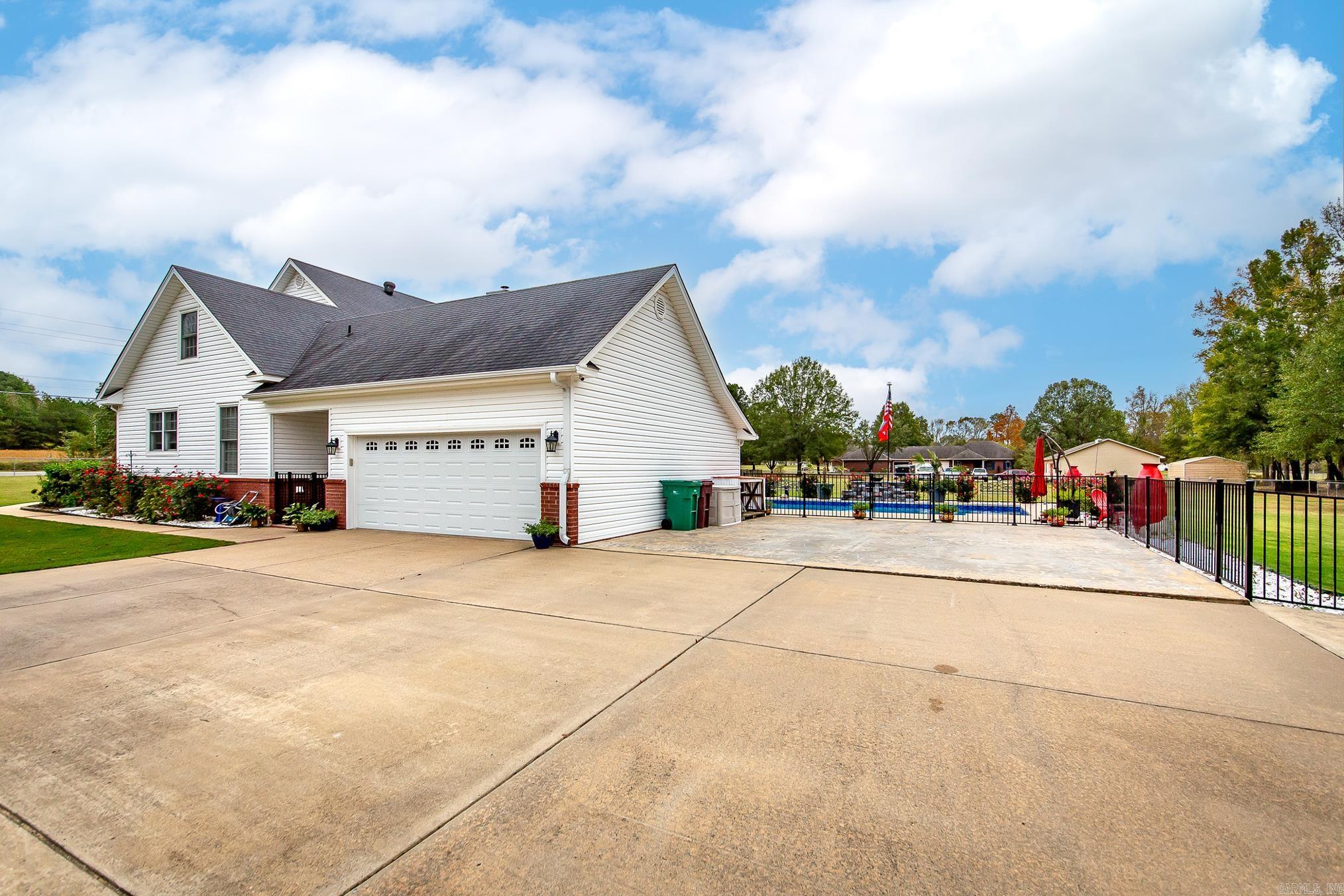 Metes & Bounds - Residential