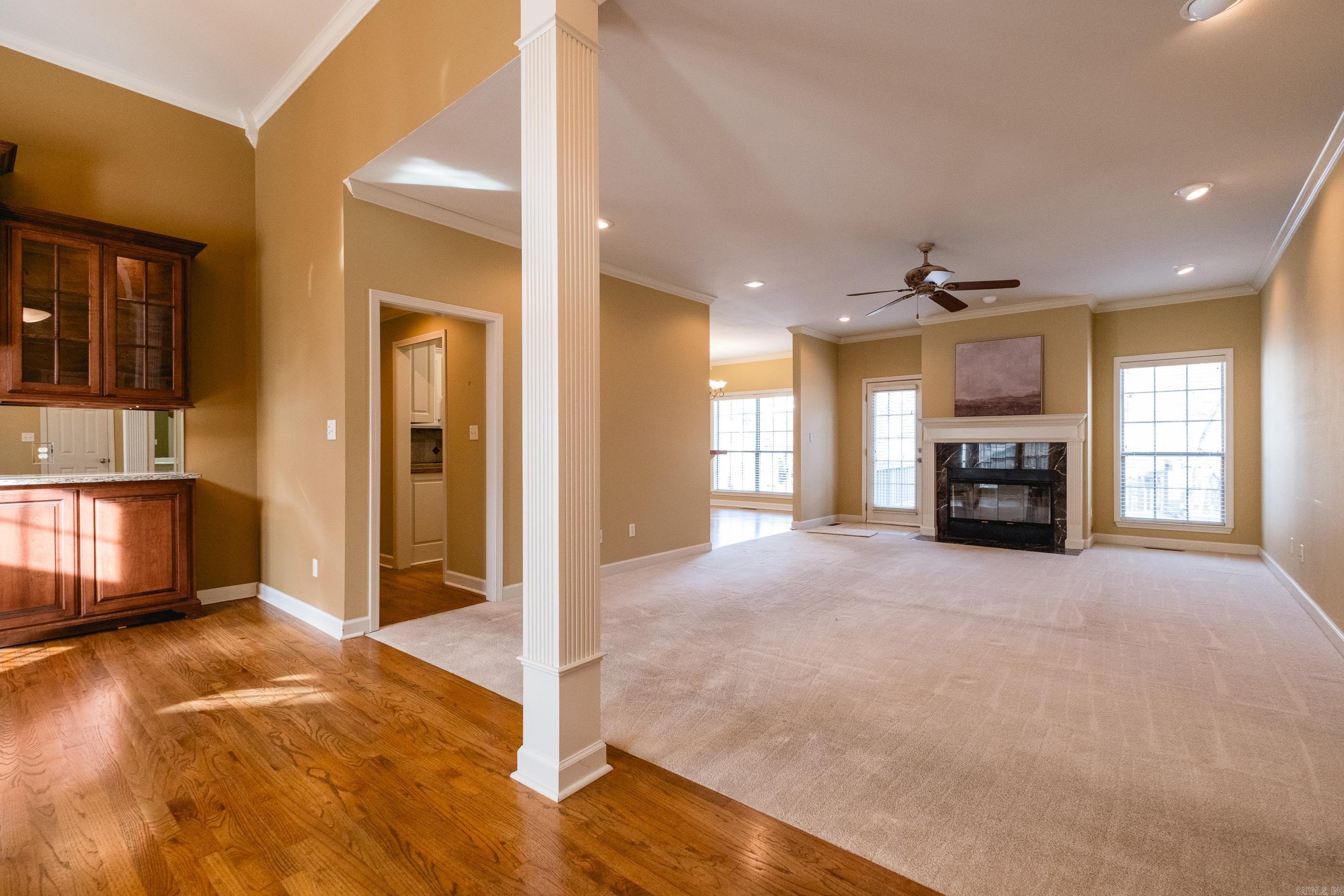 CARRIAGE CREEK - Residential