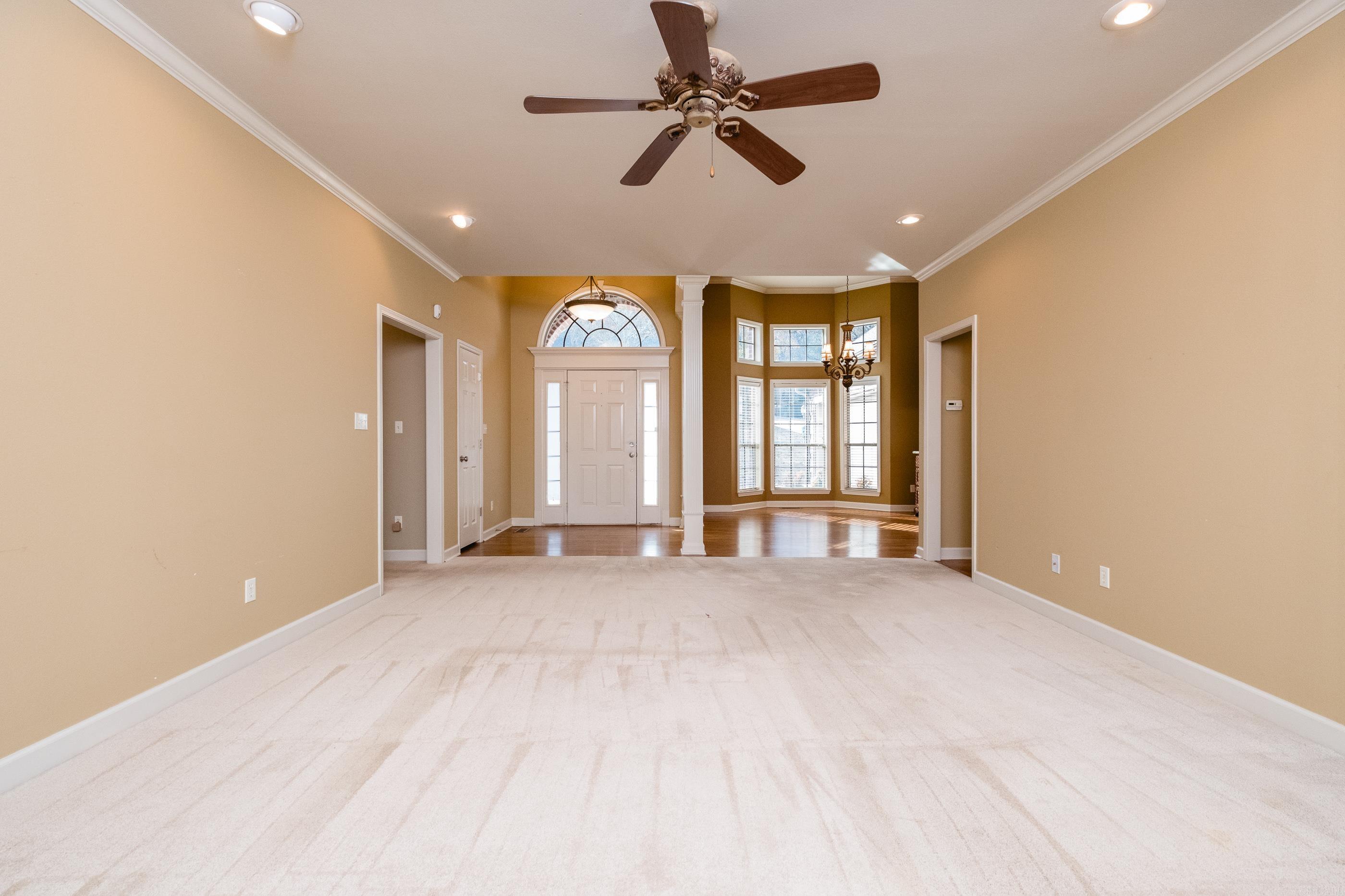 CARRIAGE CREEK - Residential