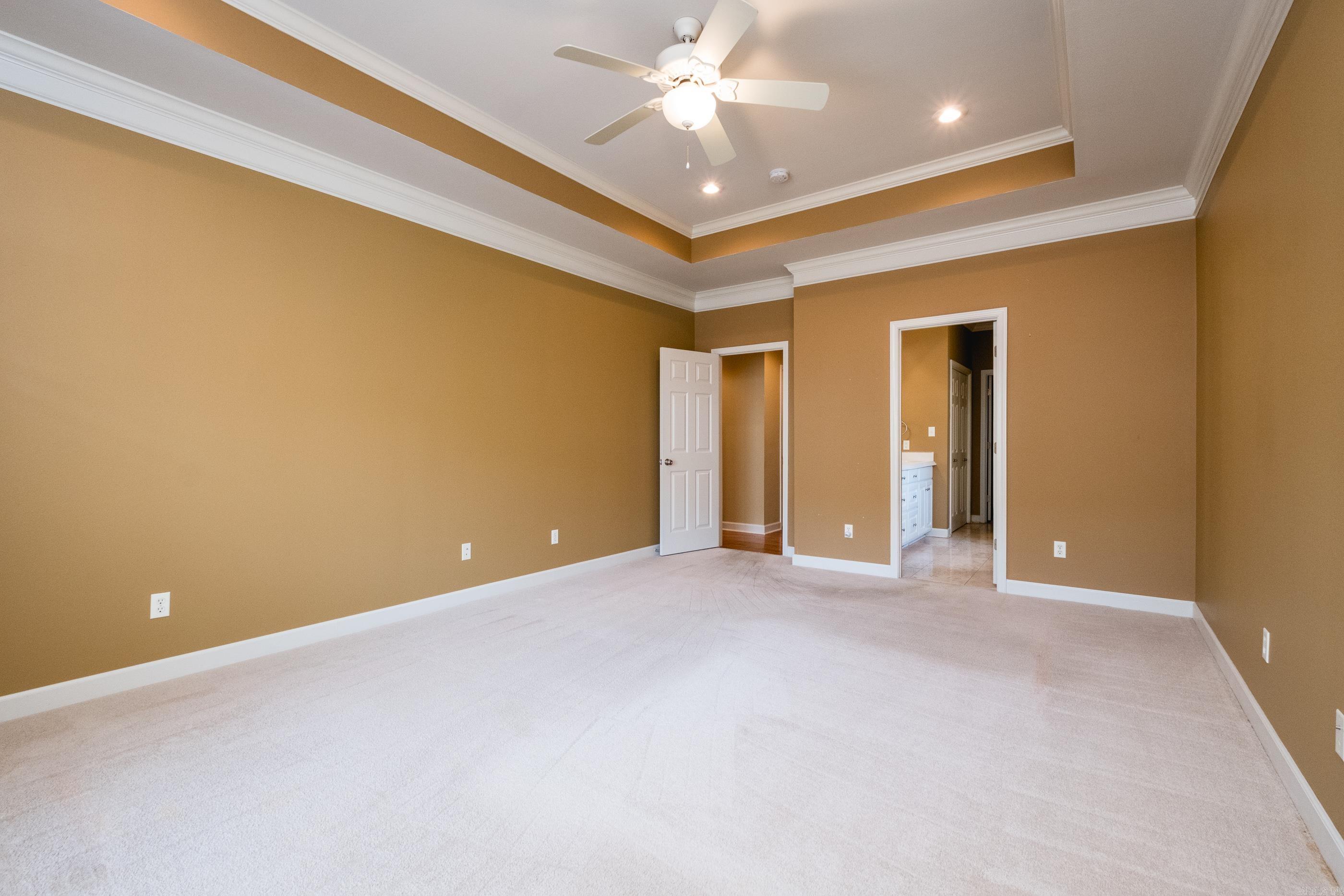 CARRIAGE CREEK - Residential