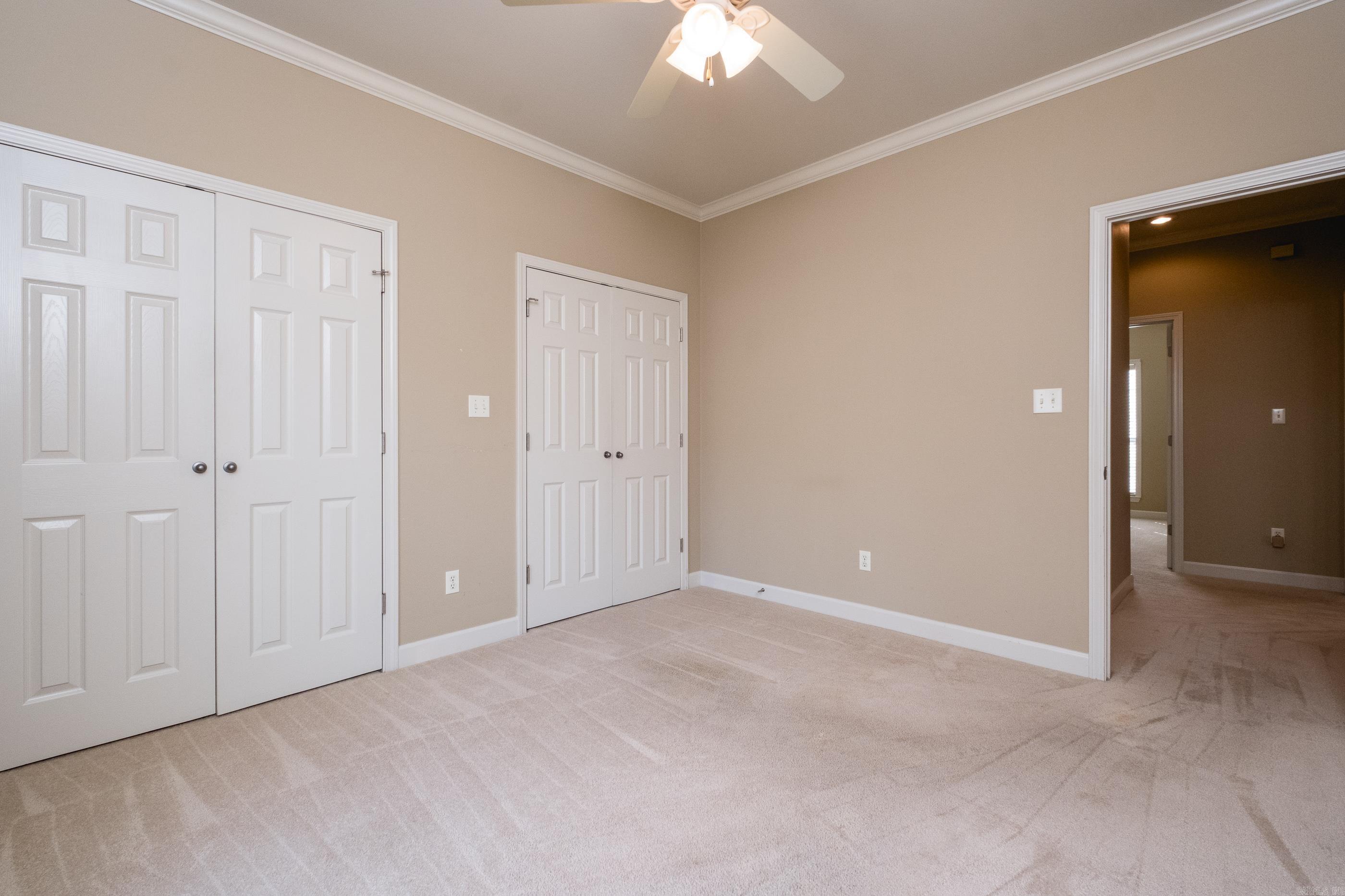 CARRIAGE CREEK - Residential