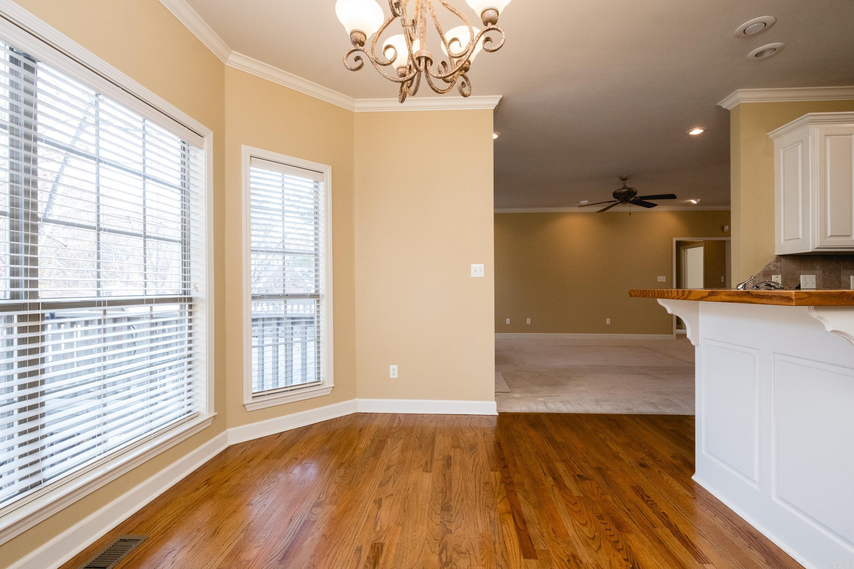 CARRIAGE CREEK - Residential