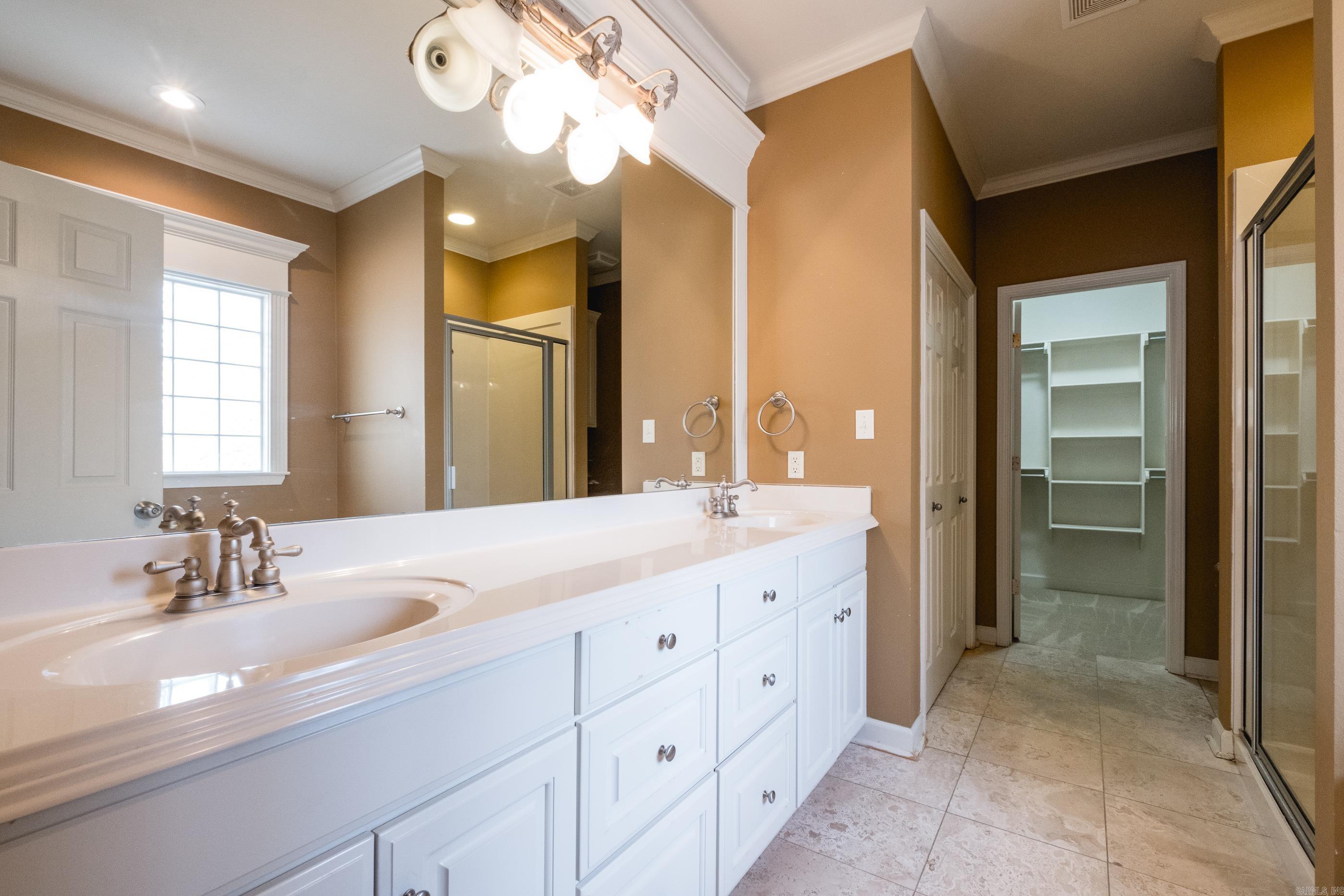 CARRIAGE CREEK - Residential