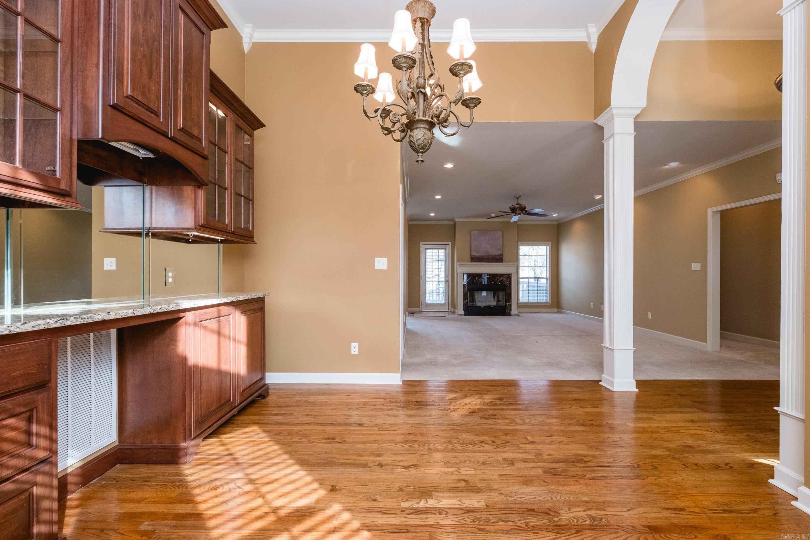 CARRIAGE CREEK - Residential