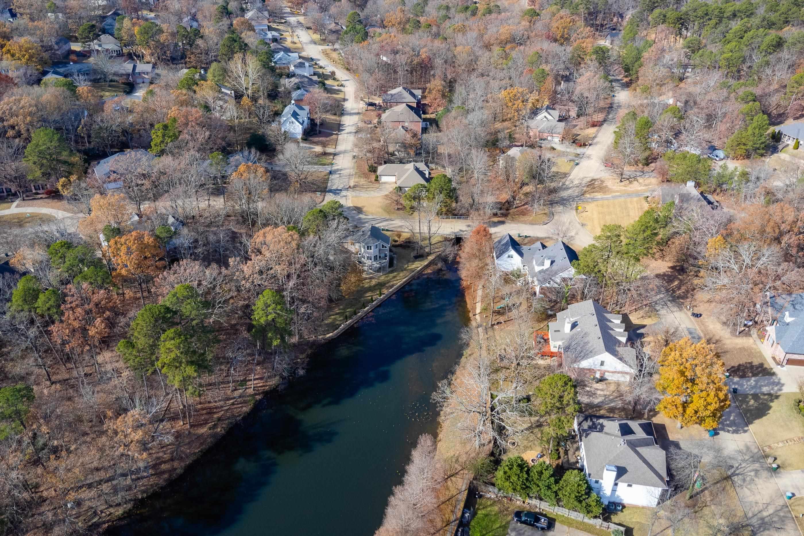CARRIAGE CREEK - Residential