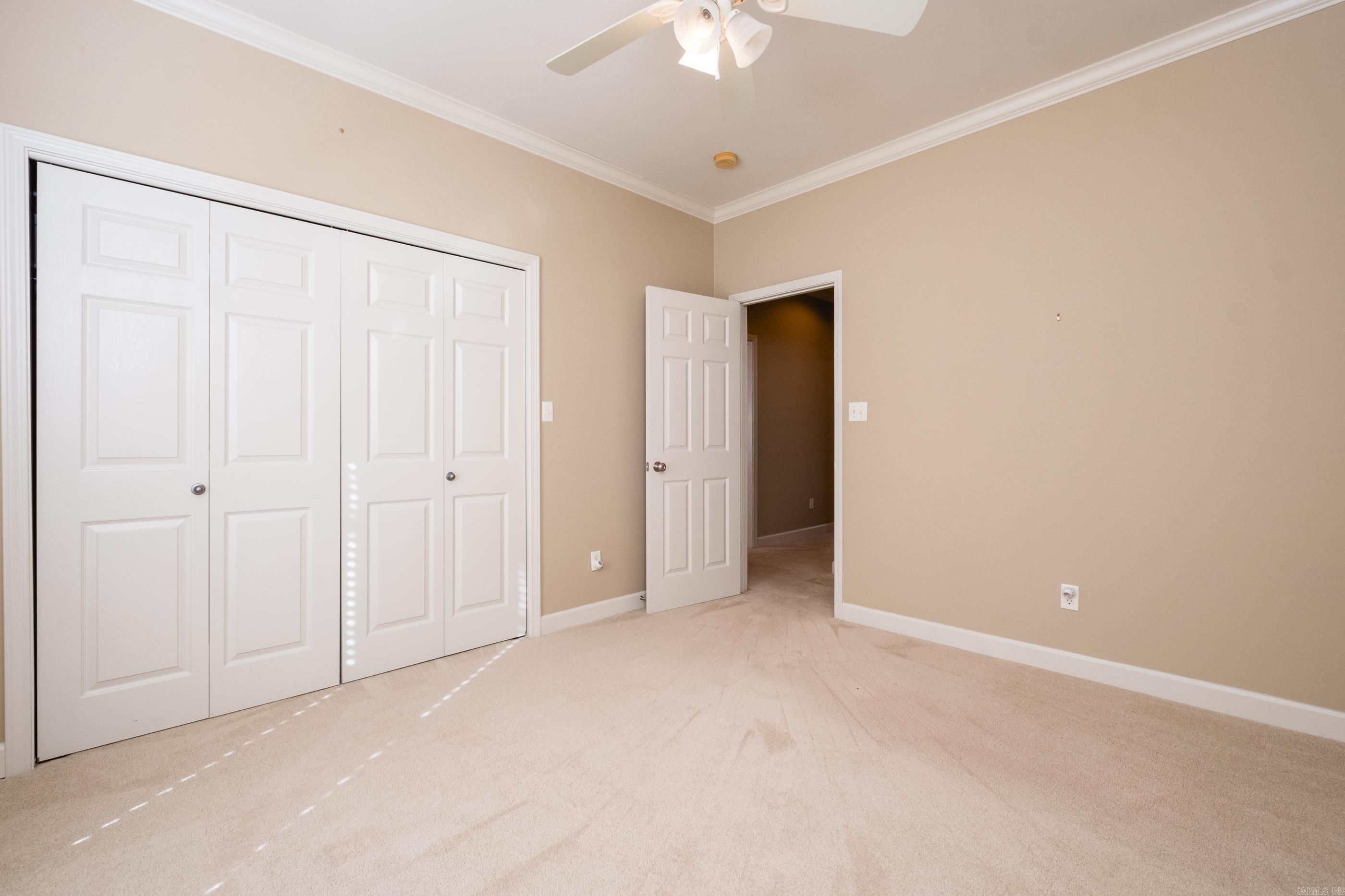 CARRIAGE CREEK - Residential