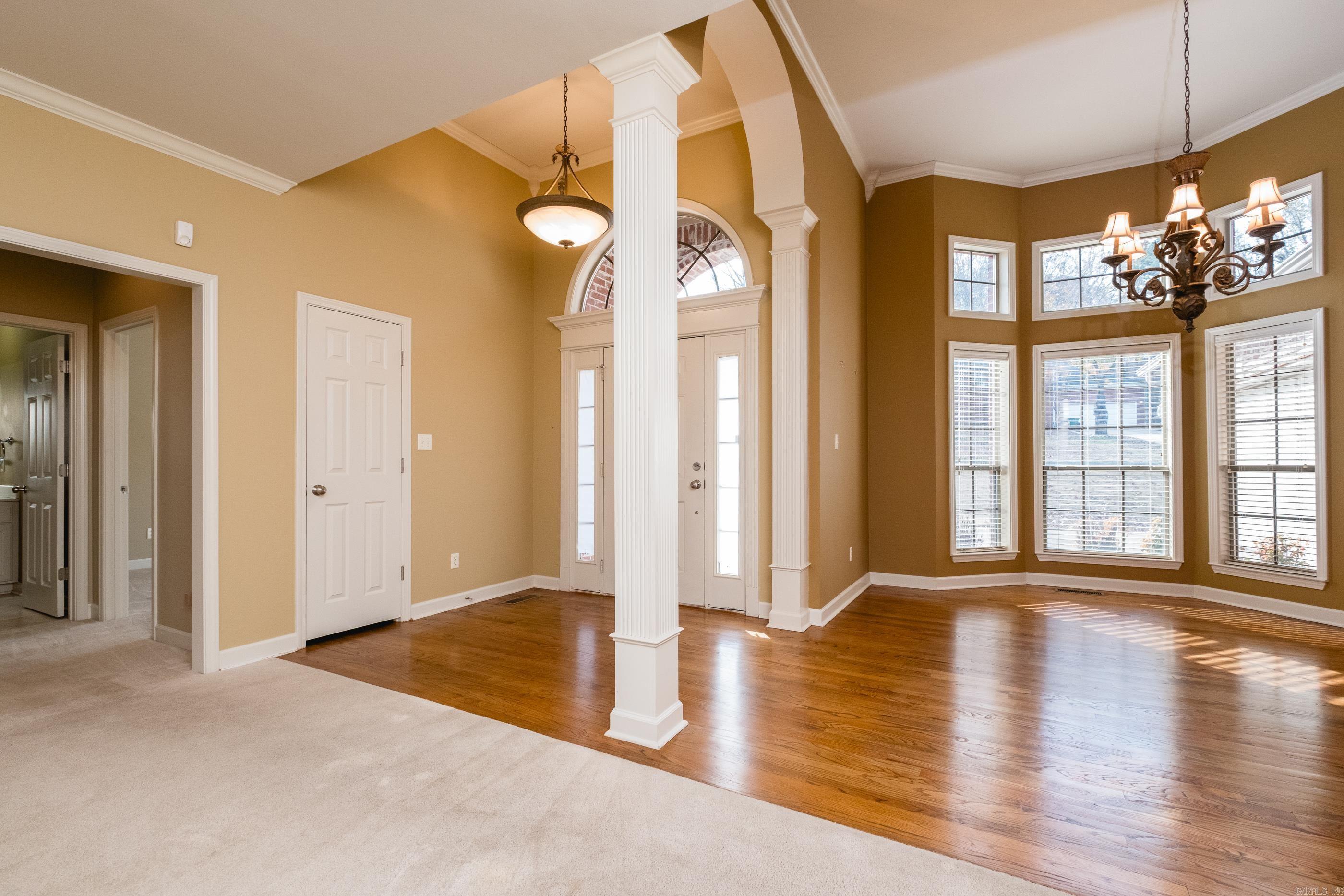 CARRIAGE CREEK - Residential