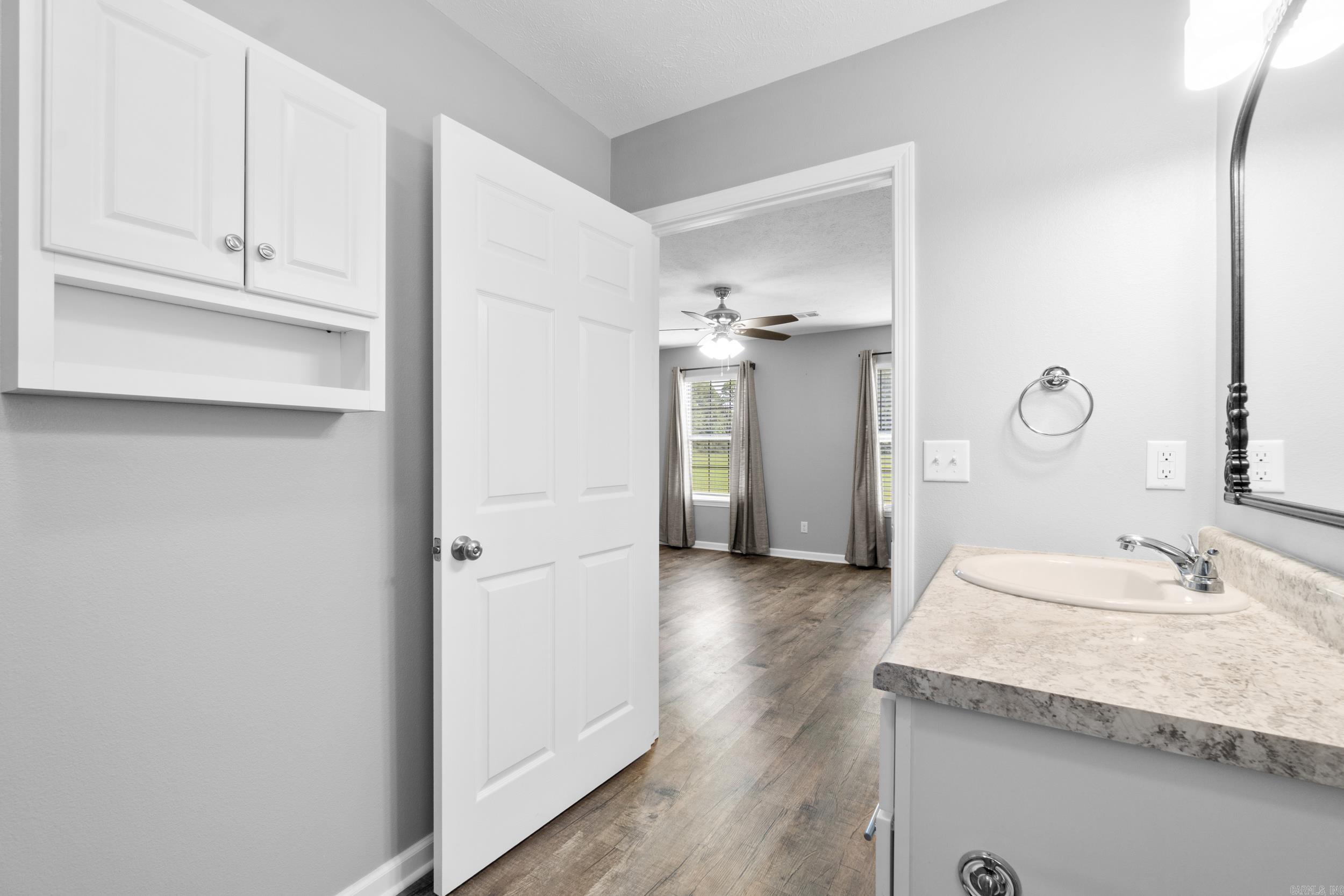 BAKER'S FIELD - Residential