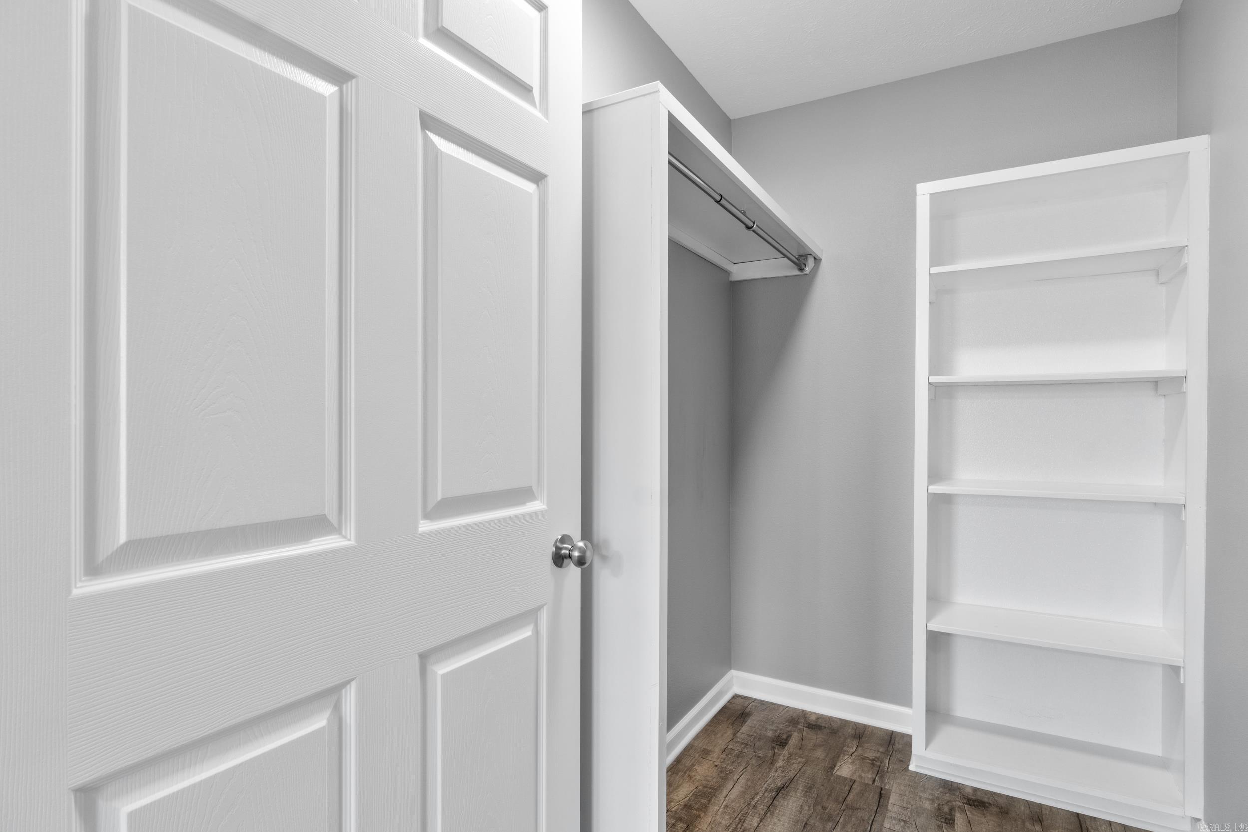 BAKER'S FIELD - Residential